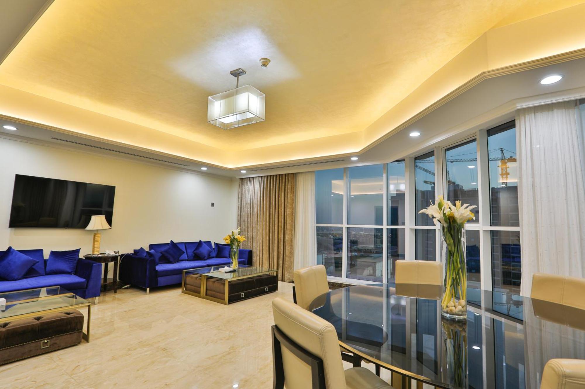 Seven Seas Hotel
