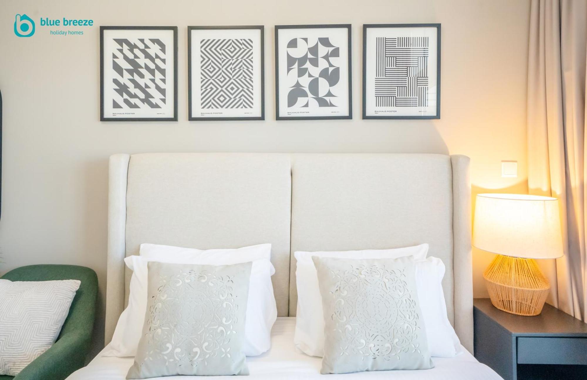 Blue Breeze - Elegant & Cozy In Jvc Appartement Dubaï