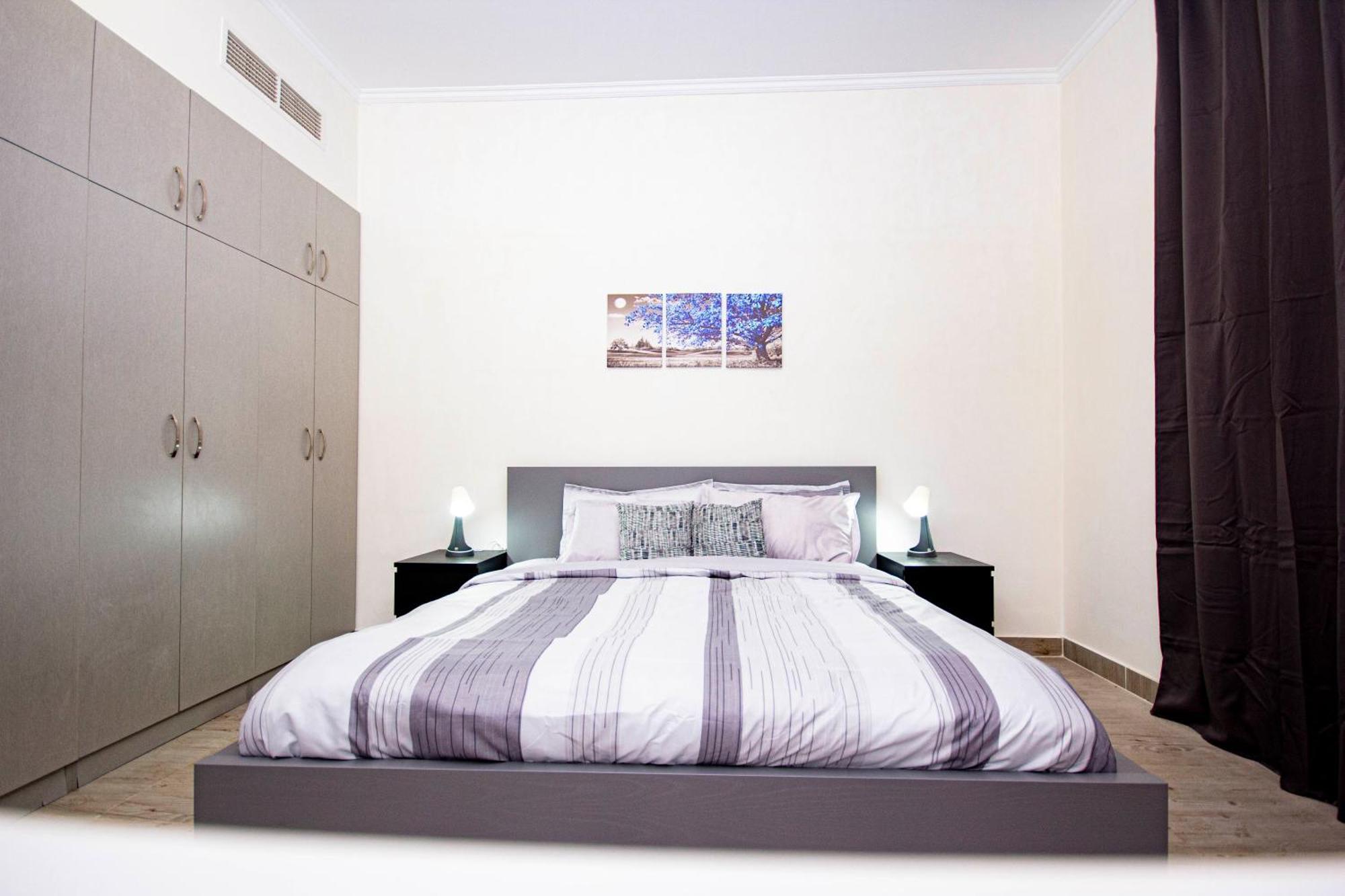 Newly Furnished Brand New 1bhk In Al Warsan Dubaï
