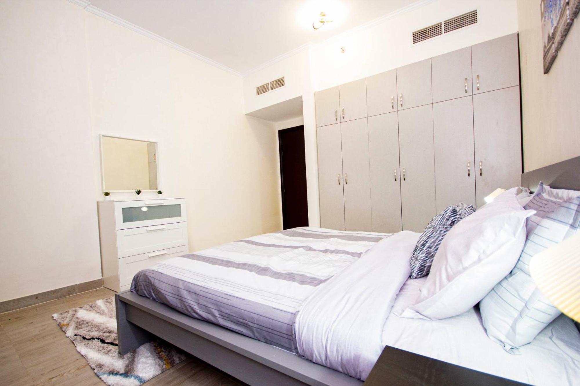Newly Furnished Brand New 1bhk In Al Warsan Dubaï