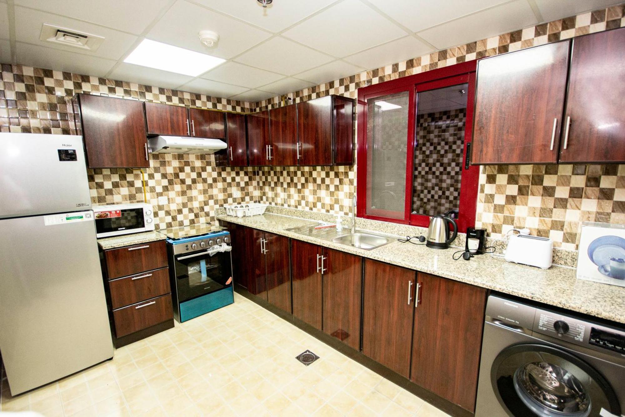 Appartement Newly Furnished Brand New 1bhk In Al Warsan Dubaï