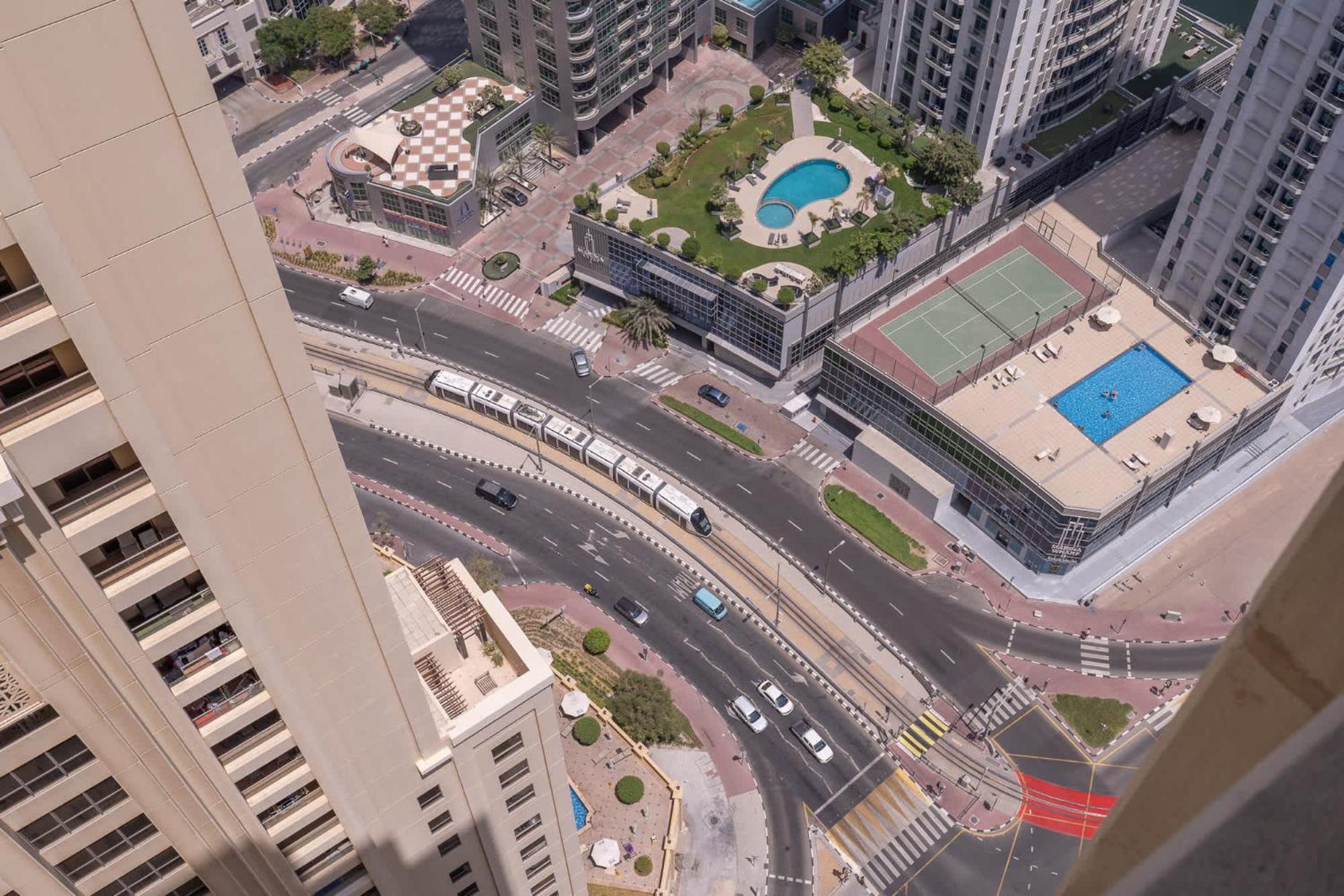 2br In Jbr - Breathtaking Views Of Marina &