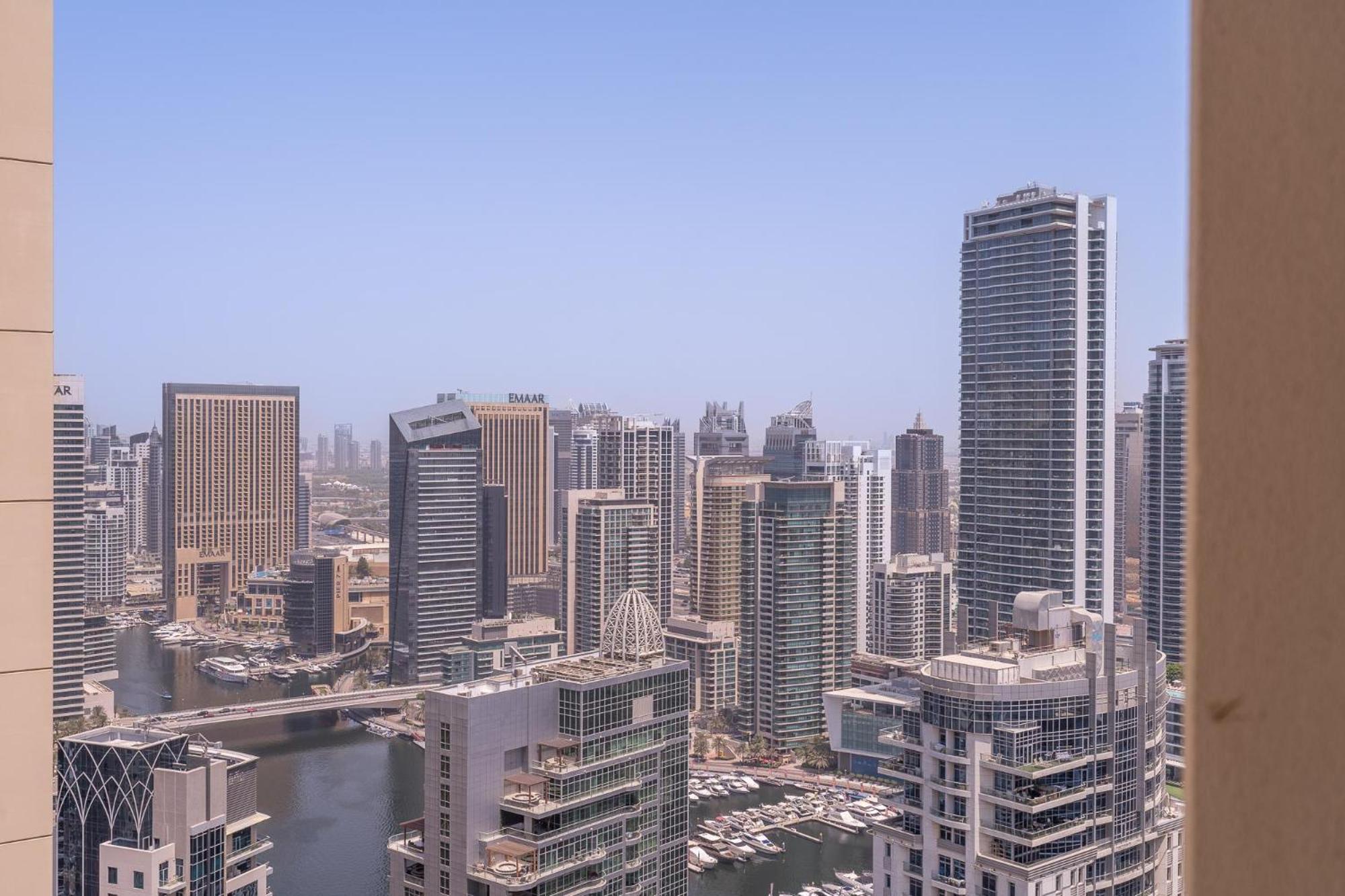 2br In Jbr - Breathtaking Views Of Marina & Apartment