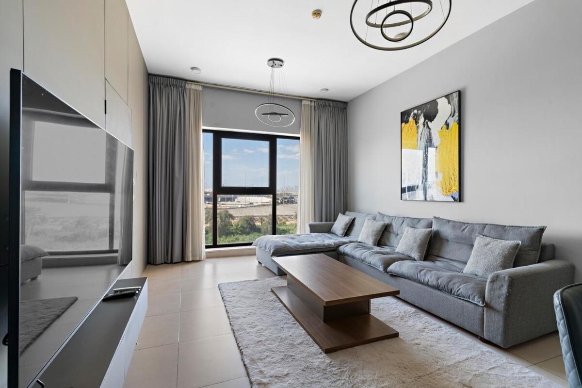Spacious & Modern 3br With Maids Townhouse At Souk Warsan F