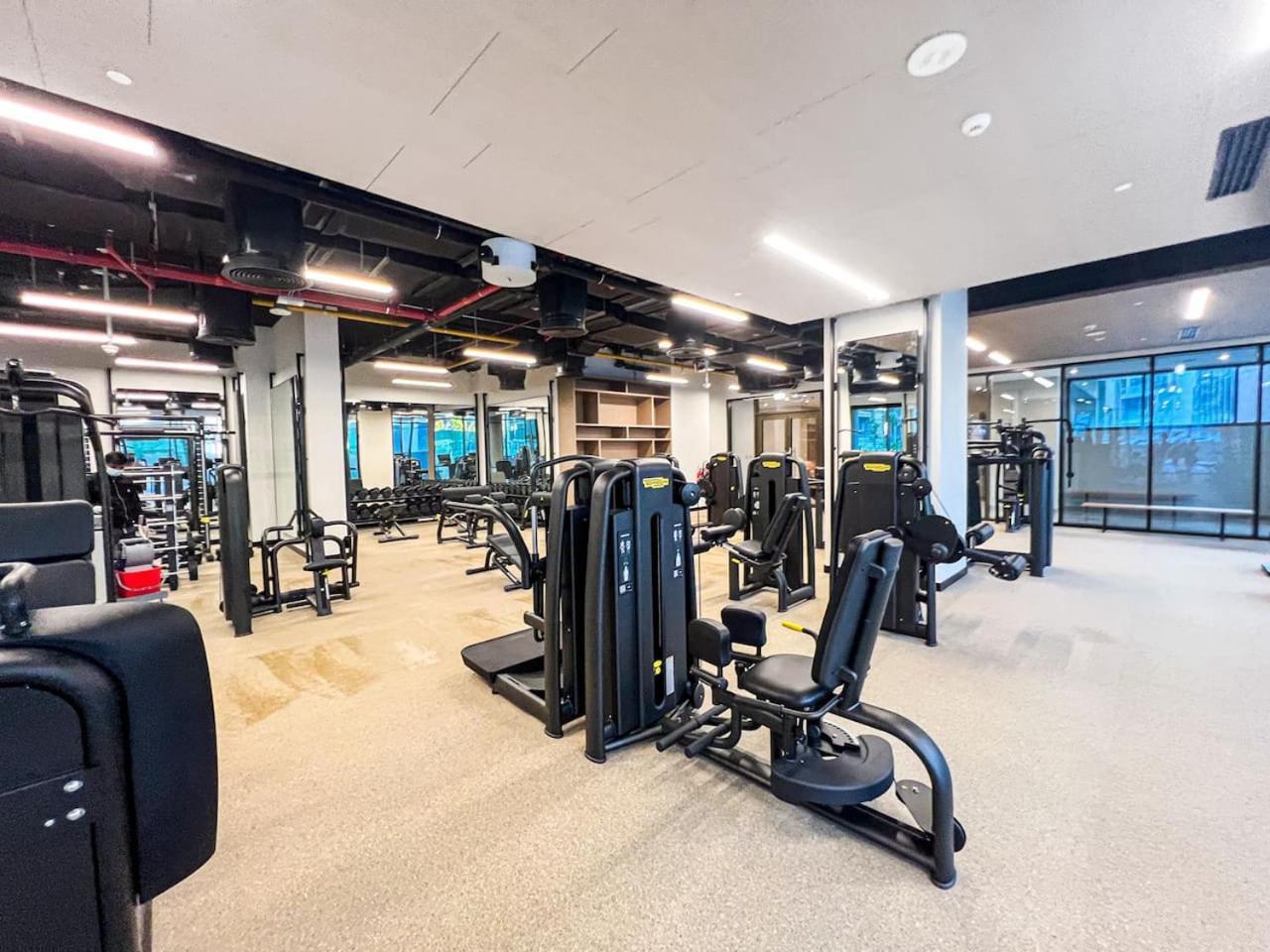 Apartamento Brand New Business Bay 1 Bed With Burj Khalifa And Canal Views Dubai
