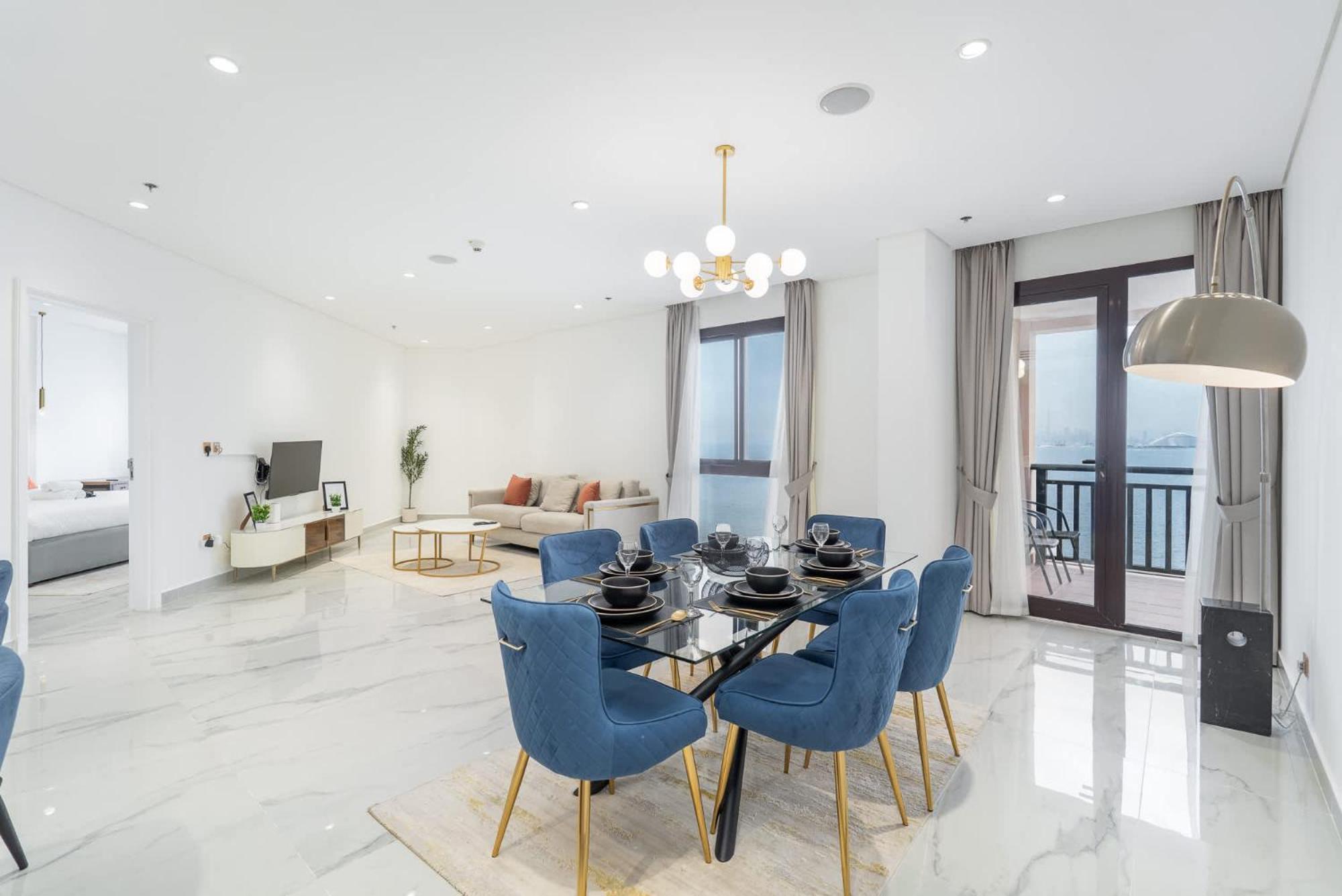 2 Bedroom With Beautiful Full Palm Waters Views Dubaï