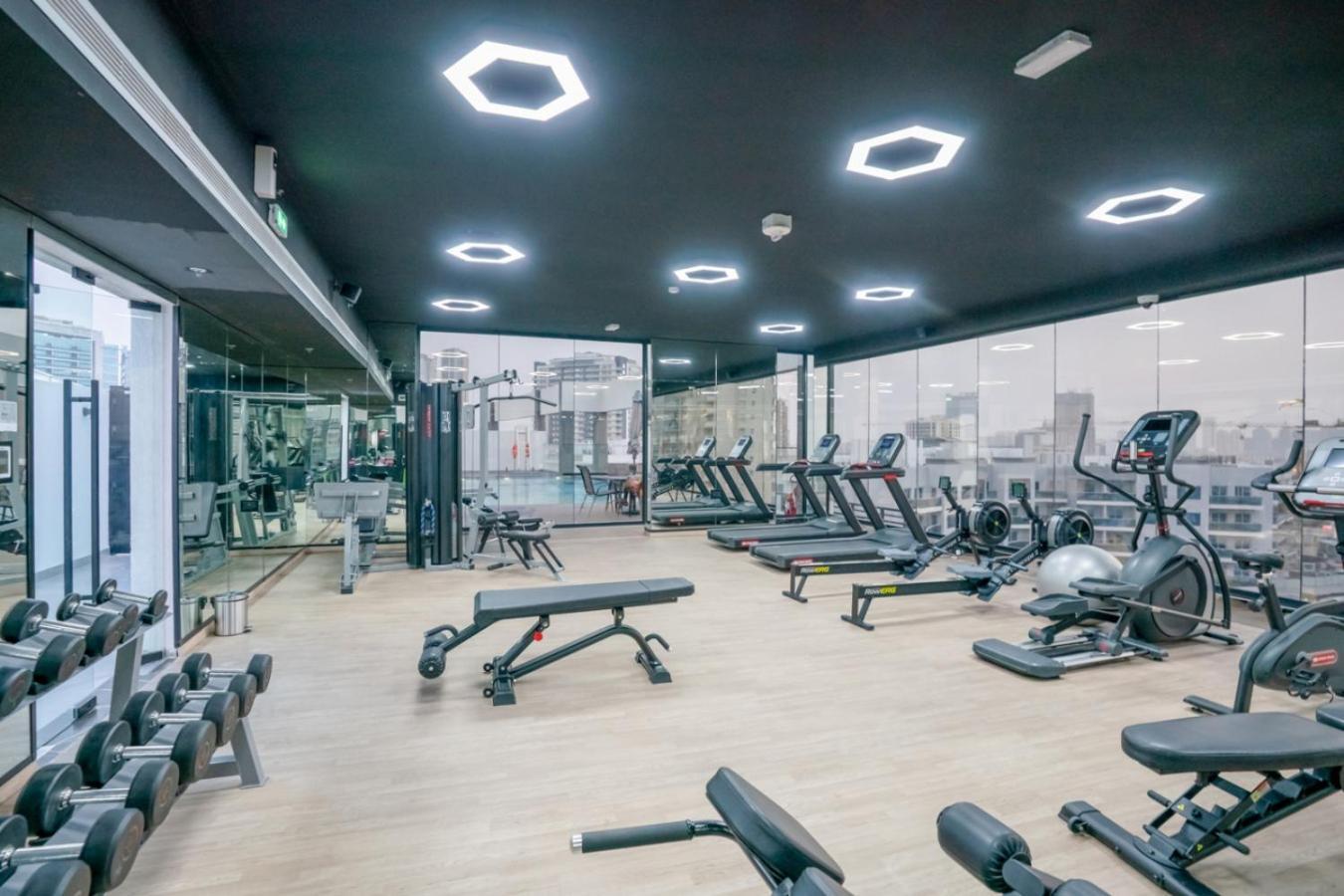 New Family-friendly 2br With Gym And Pool And Sauna Dubaï