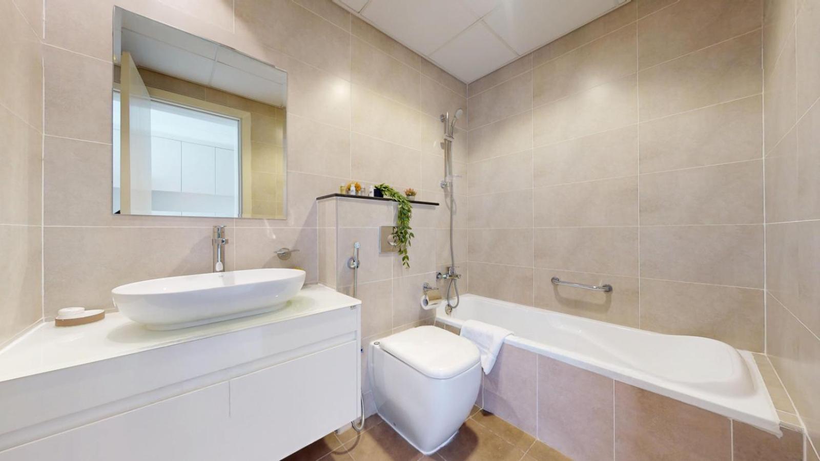 Carson C - Spacious With Golf Course Views Dubaï