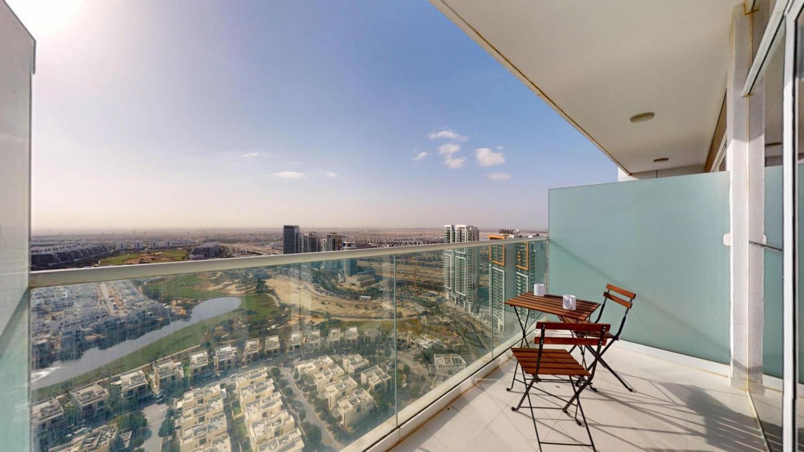 Carson C - Spacious With Golf Course Views * Dubai