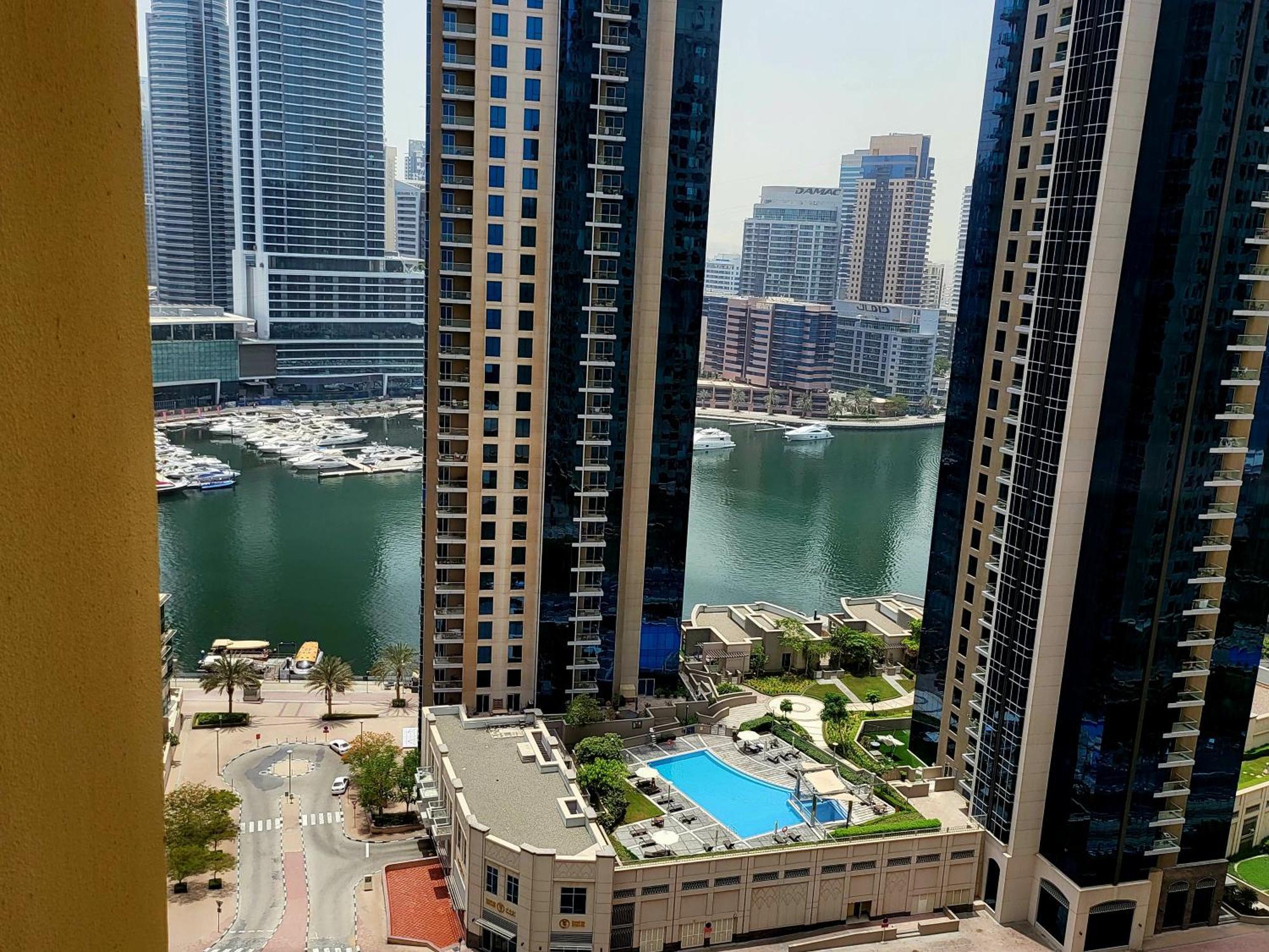 Beautiful Full Seaview Room In Jbr Séjour chez l'habitant