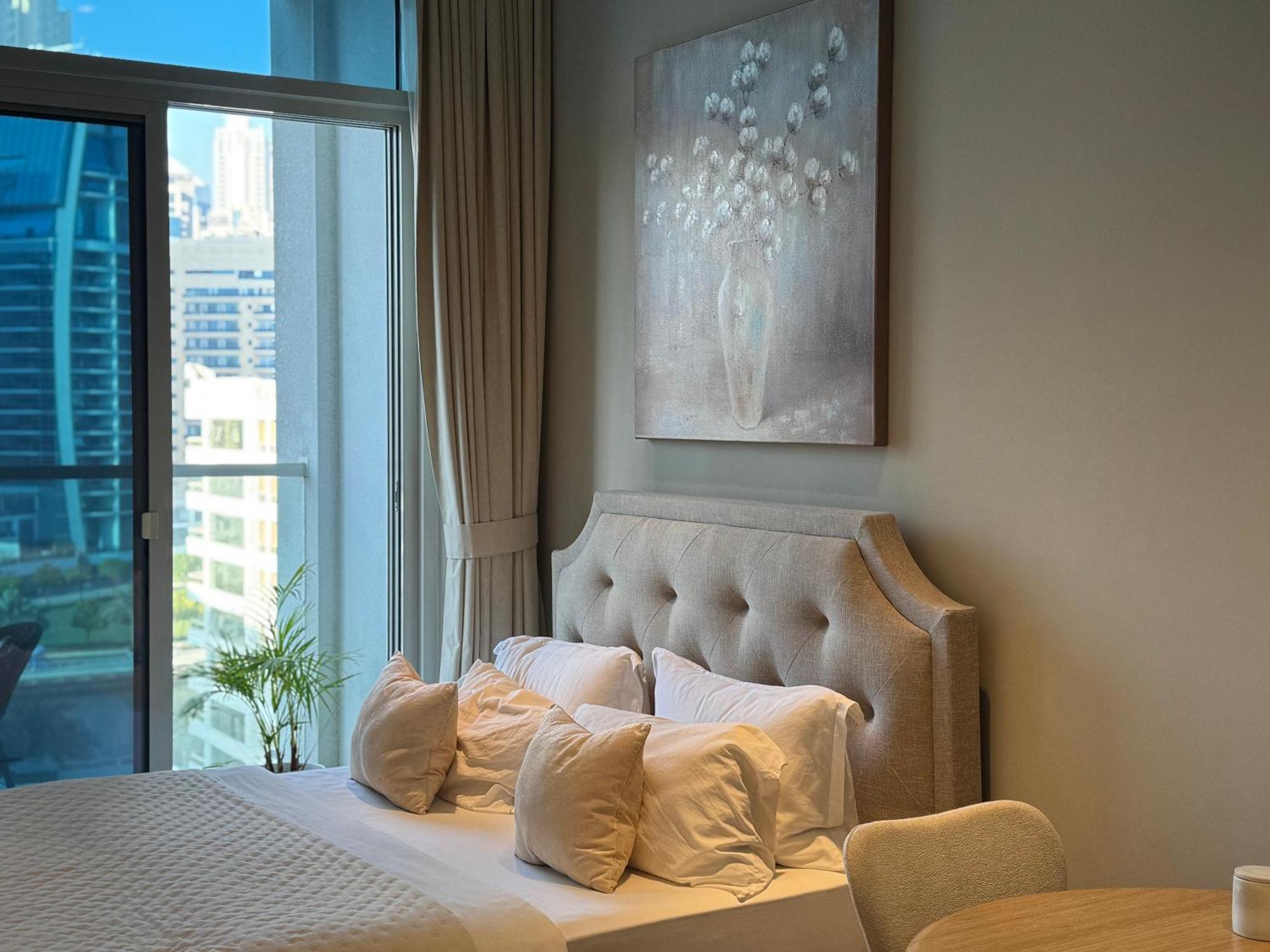 Stunning Marina View Luxury One Wisma tamu