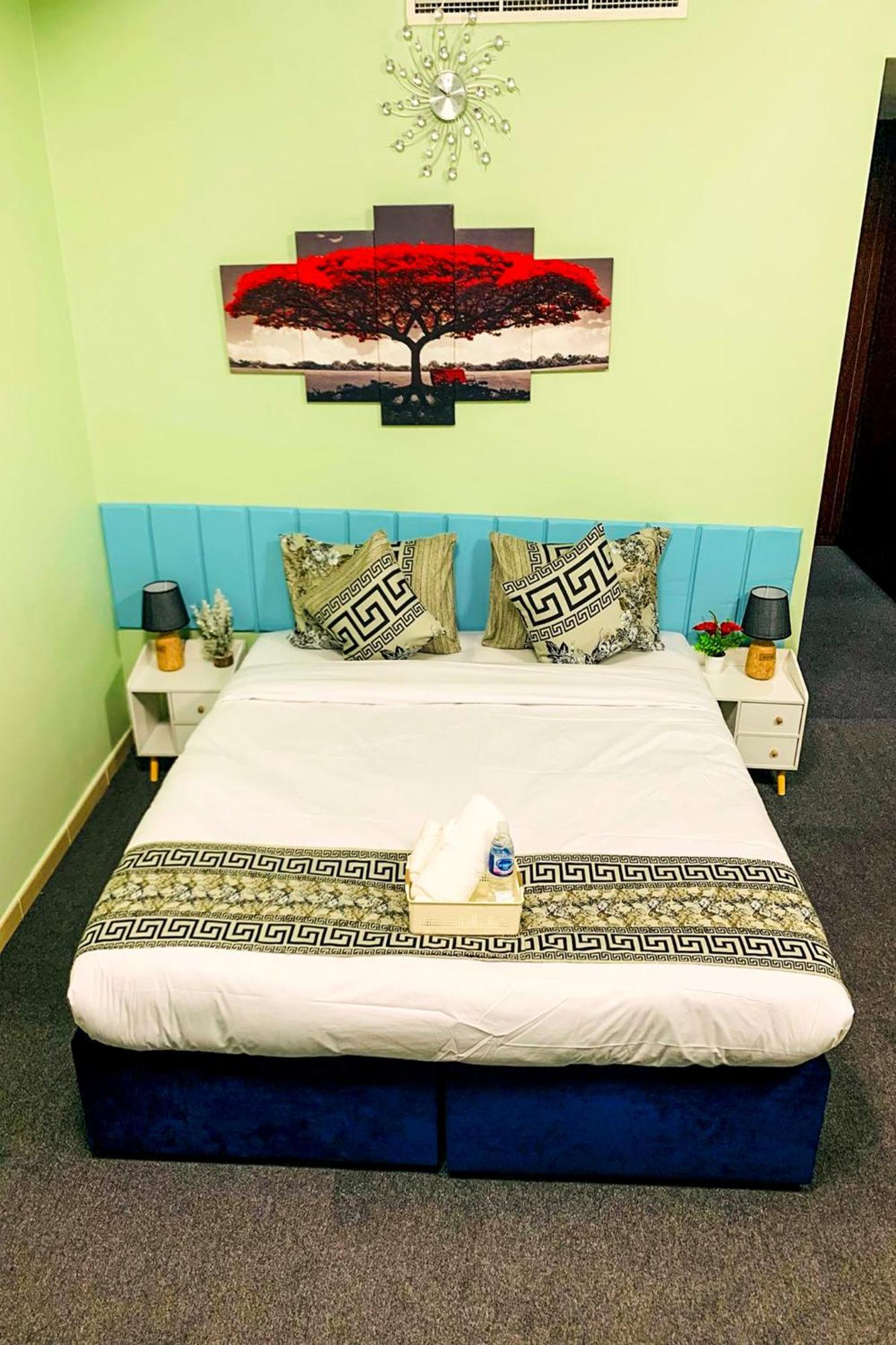 Stayforless Travellers At Beachside Jbr Location * Dubai