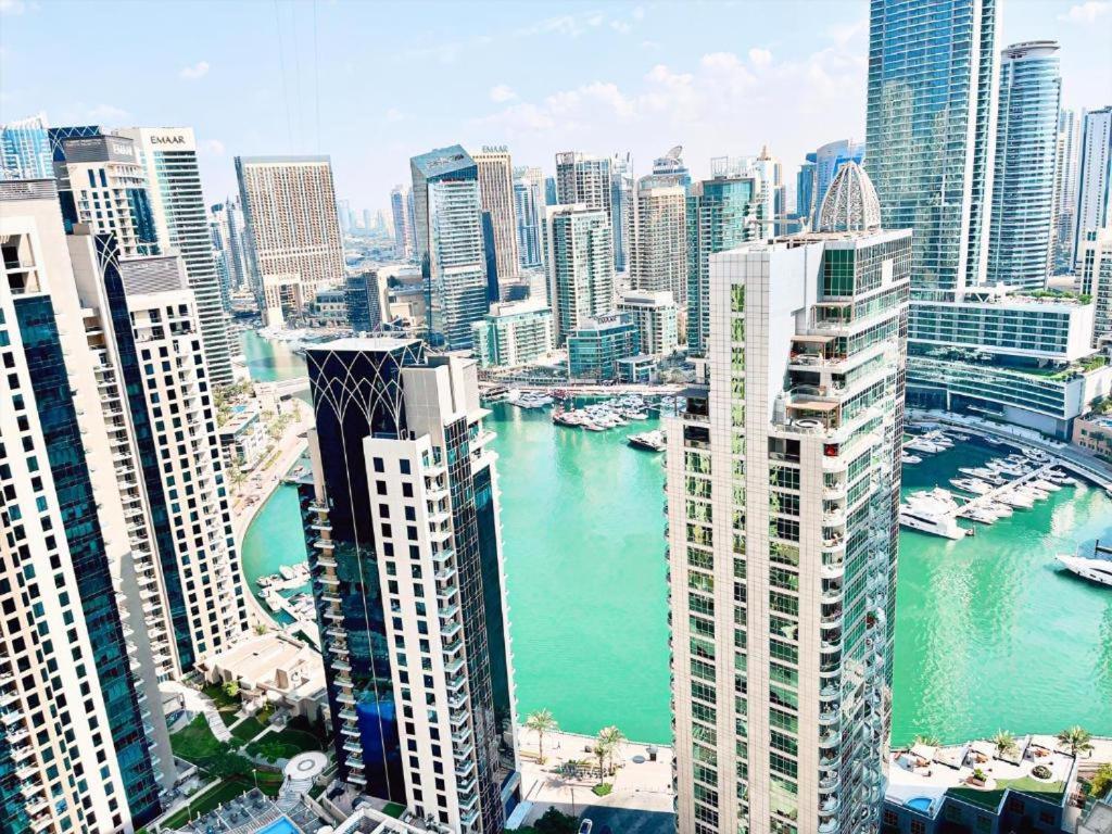 Stayforless Travellers At Beachside Jbr Location *
