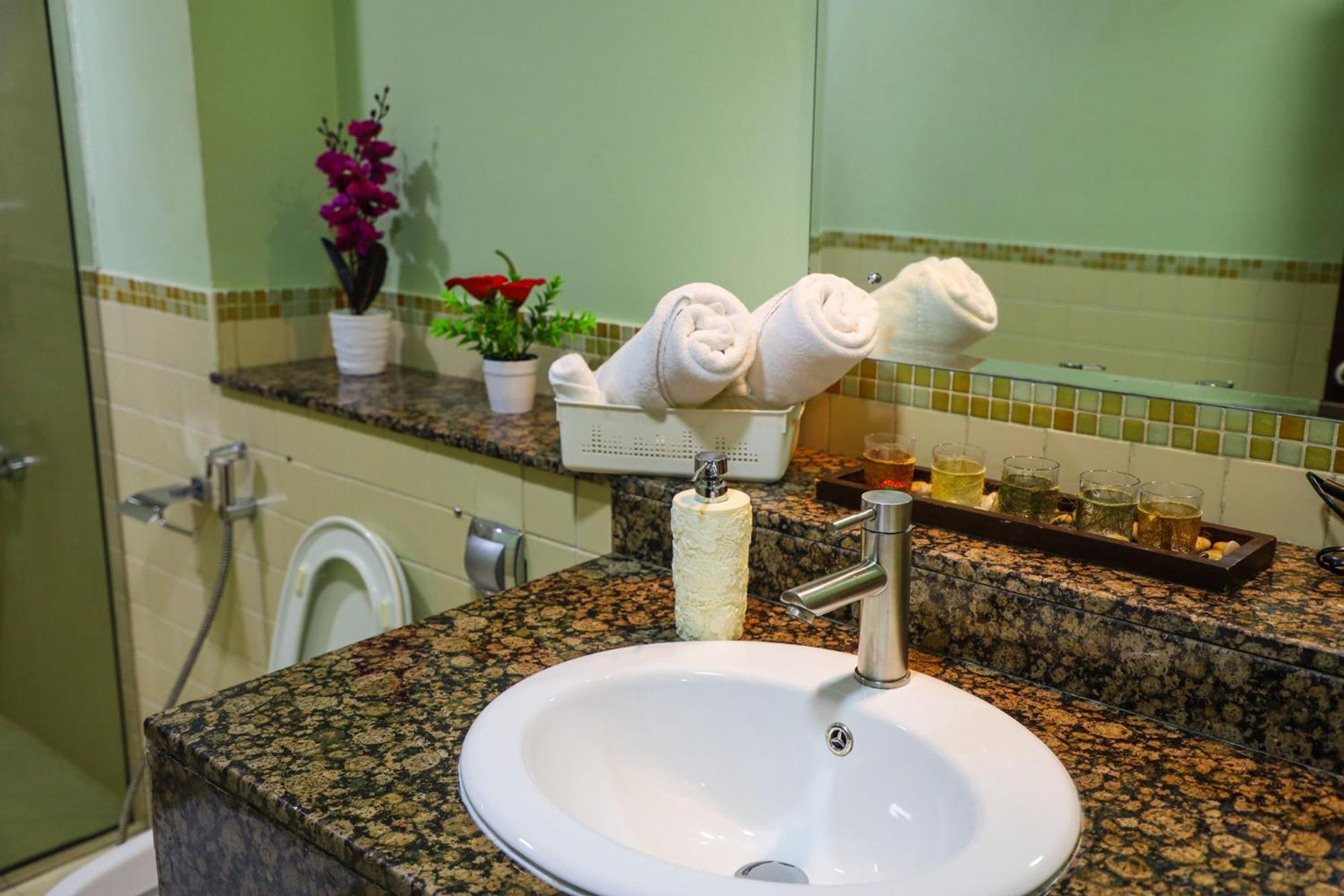 Stayforless Travellers At Beachside Jbr Location