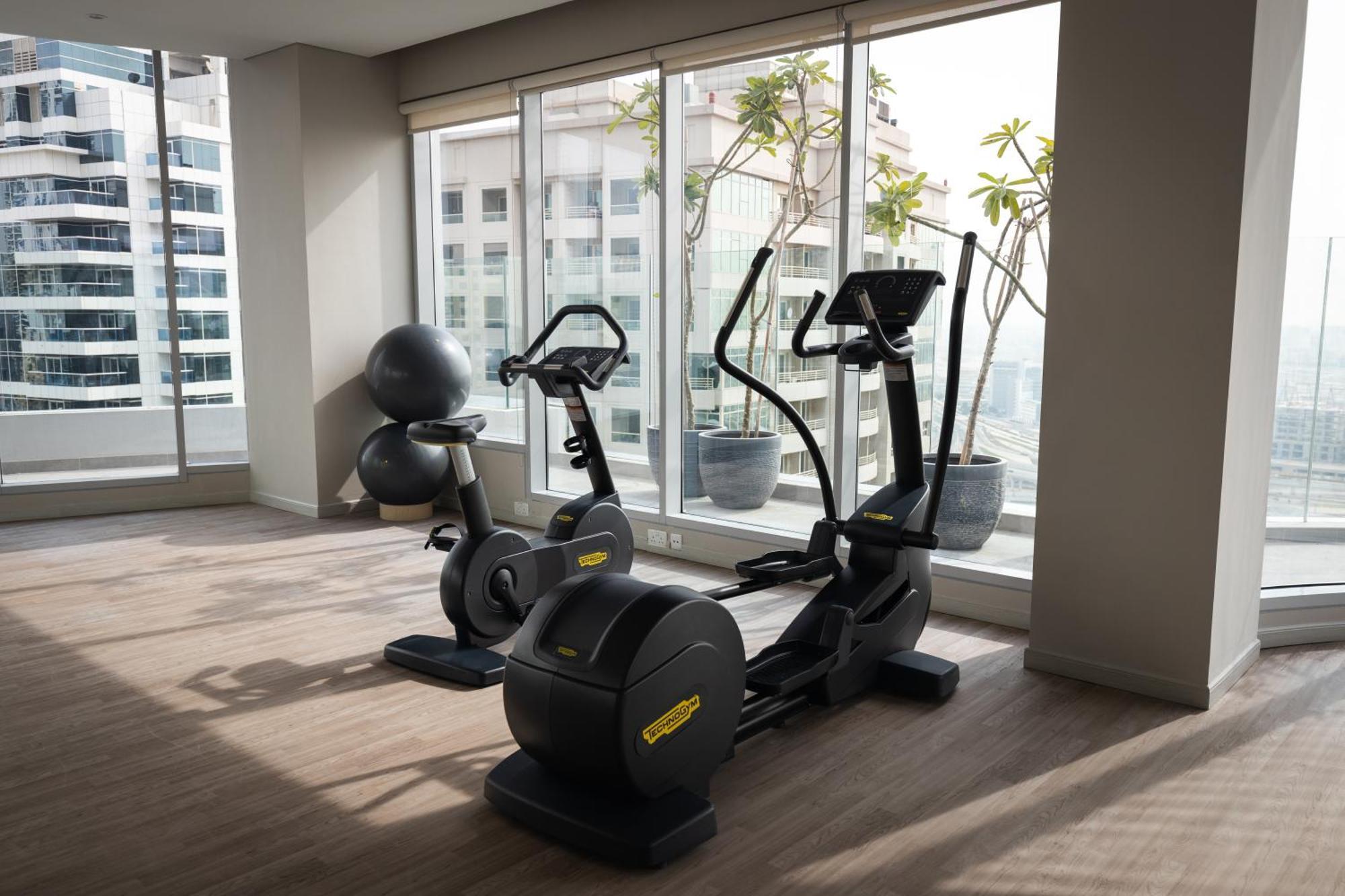 Apartment Gracious 1br In Condor Marina Star, Marina *