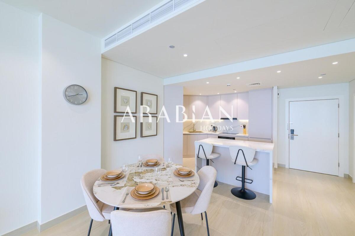 Palm Bliss 1br Retreat With Stunning Sea Views Dubaï