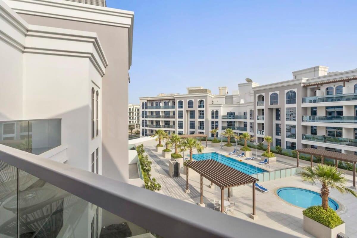 Silkhaus Luxurious In Art Gardens With Gym Access Dubaï