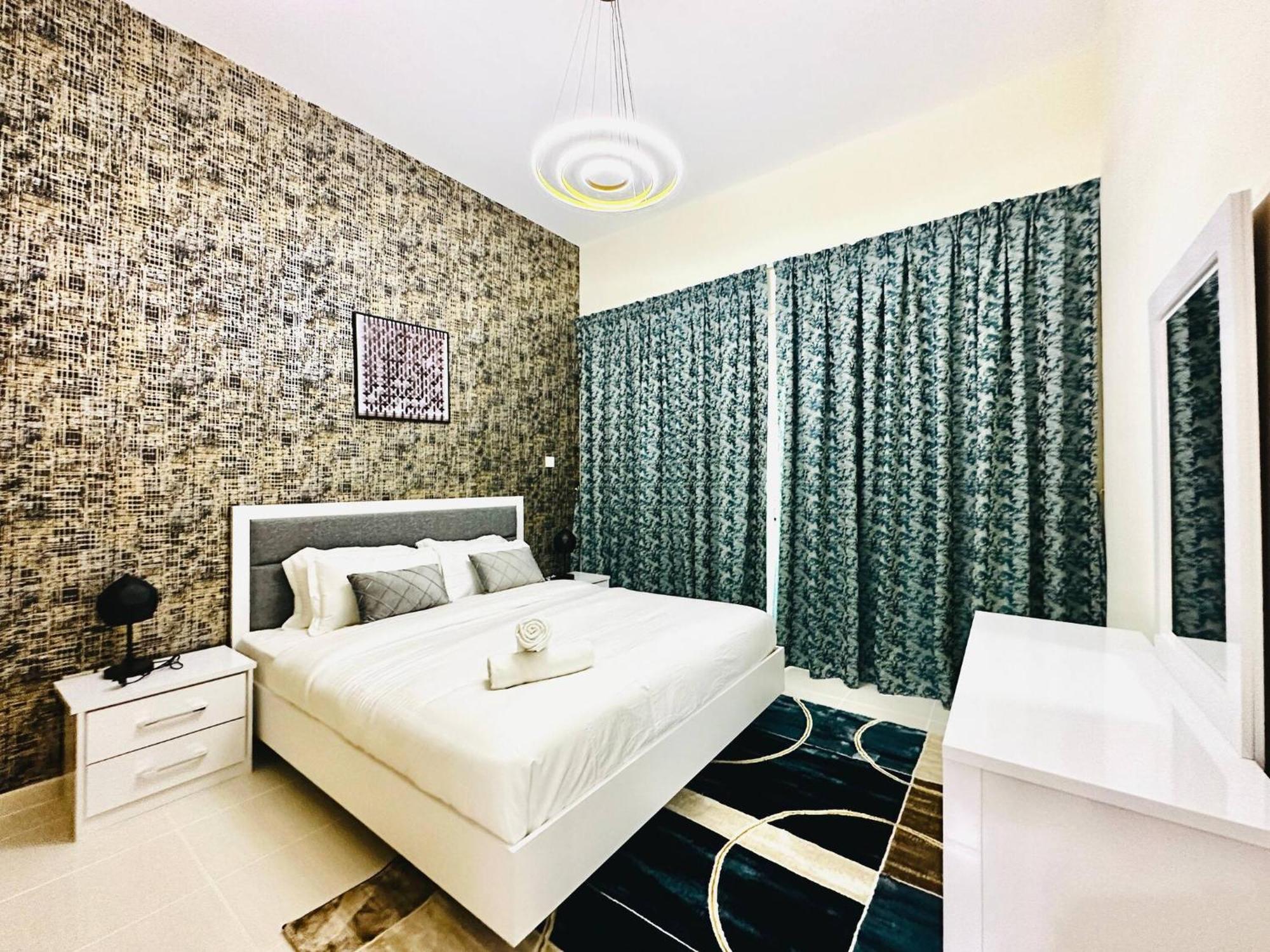 Elegant 2 Bedroom In Marina Walking Metro & Beach- Marina Park Appartement Dubaï