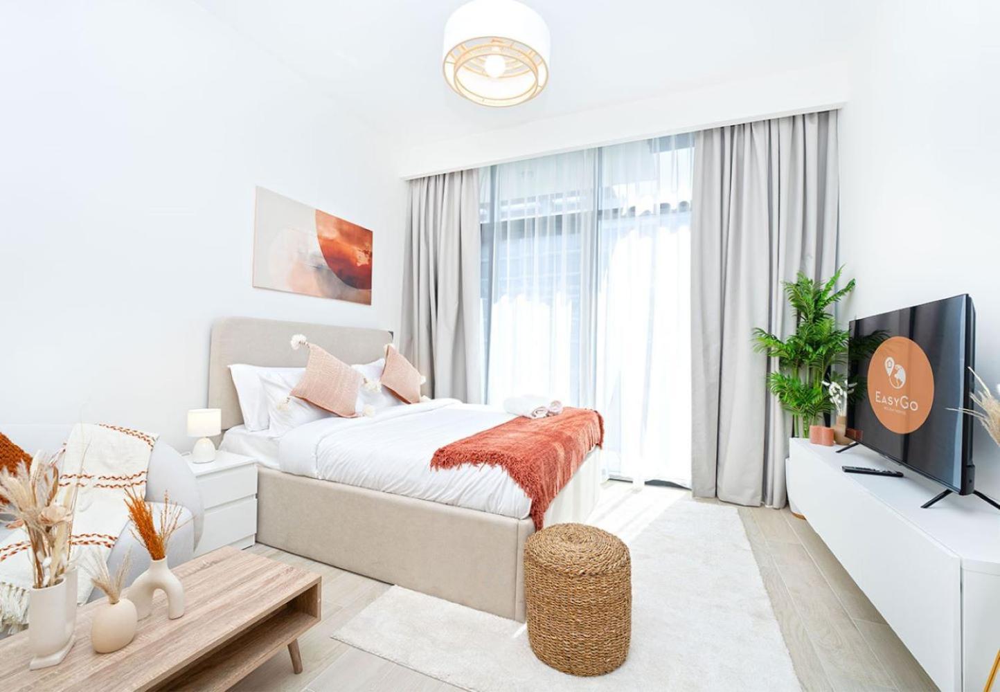 Apartemen Easygo - Azizi Riviera 15 Community View