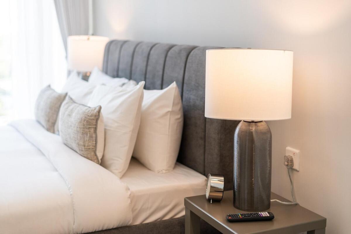 Bright & Spacious 2br Near Zabeel Park