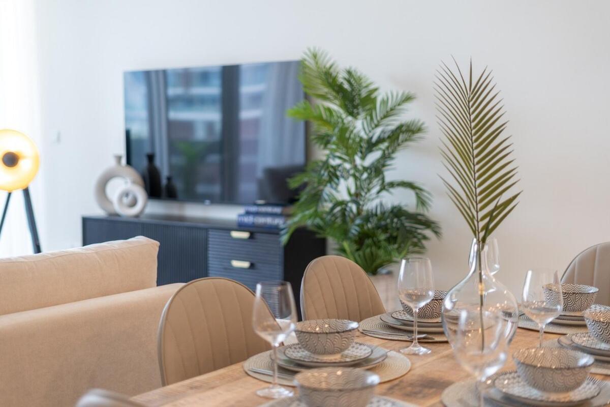 Bright & Spacious 2br Near Zabeel Park Appartement