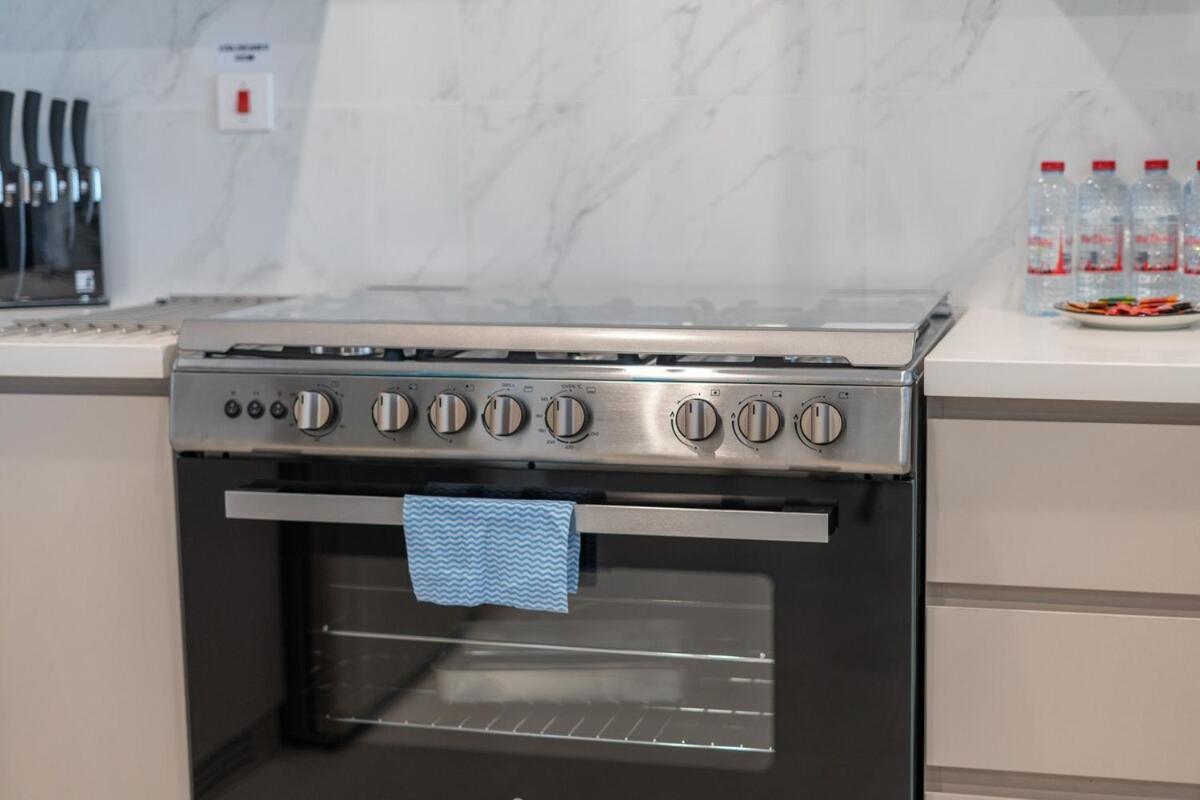 Bright & Spacious 2br Near Zabeel Park * Dubaï