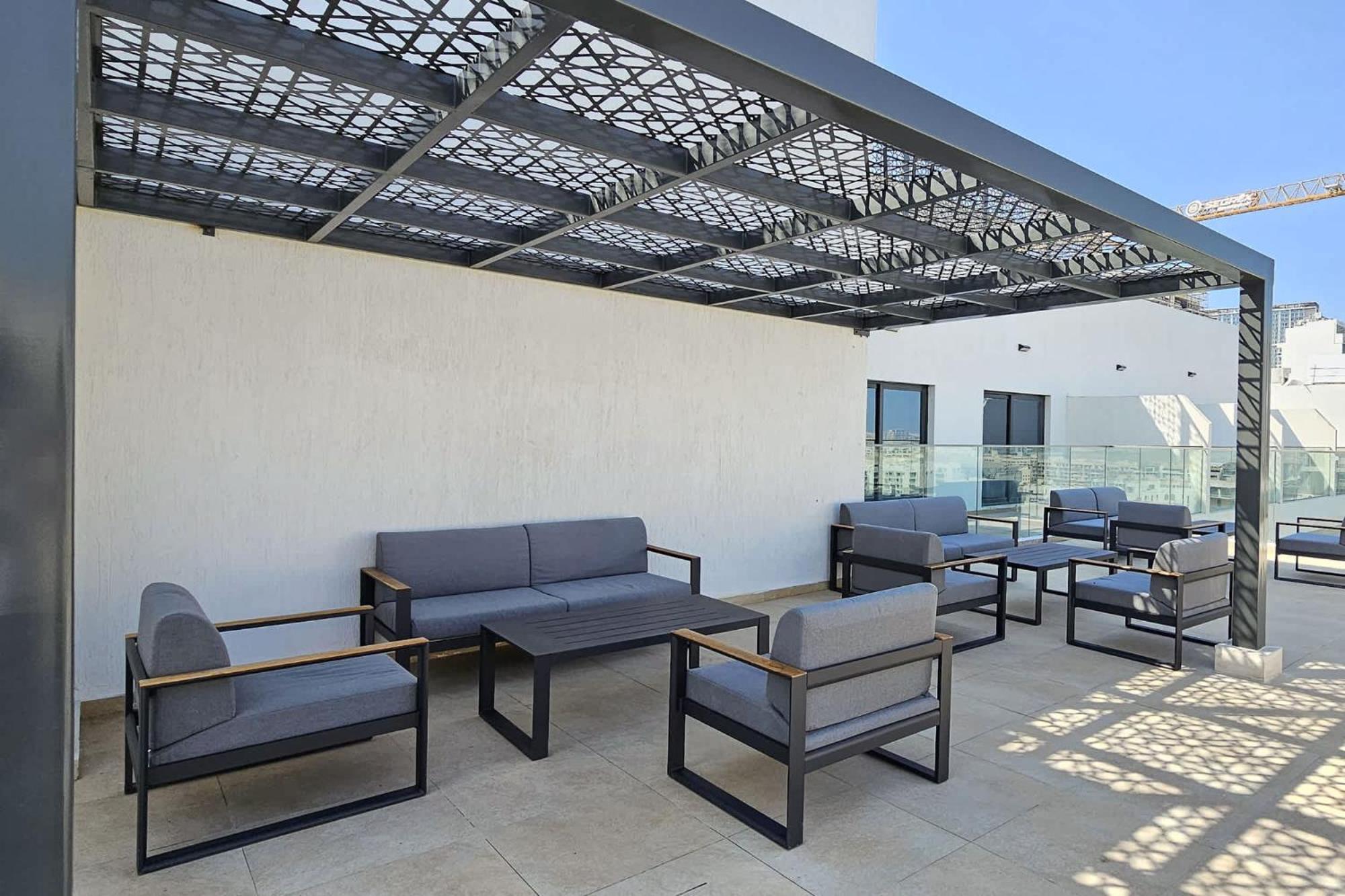 Flat In Rokane G25 Near Five, Jvc Perfect For 2 * Dubaï