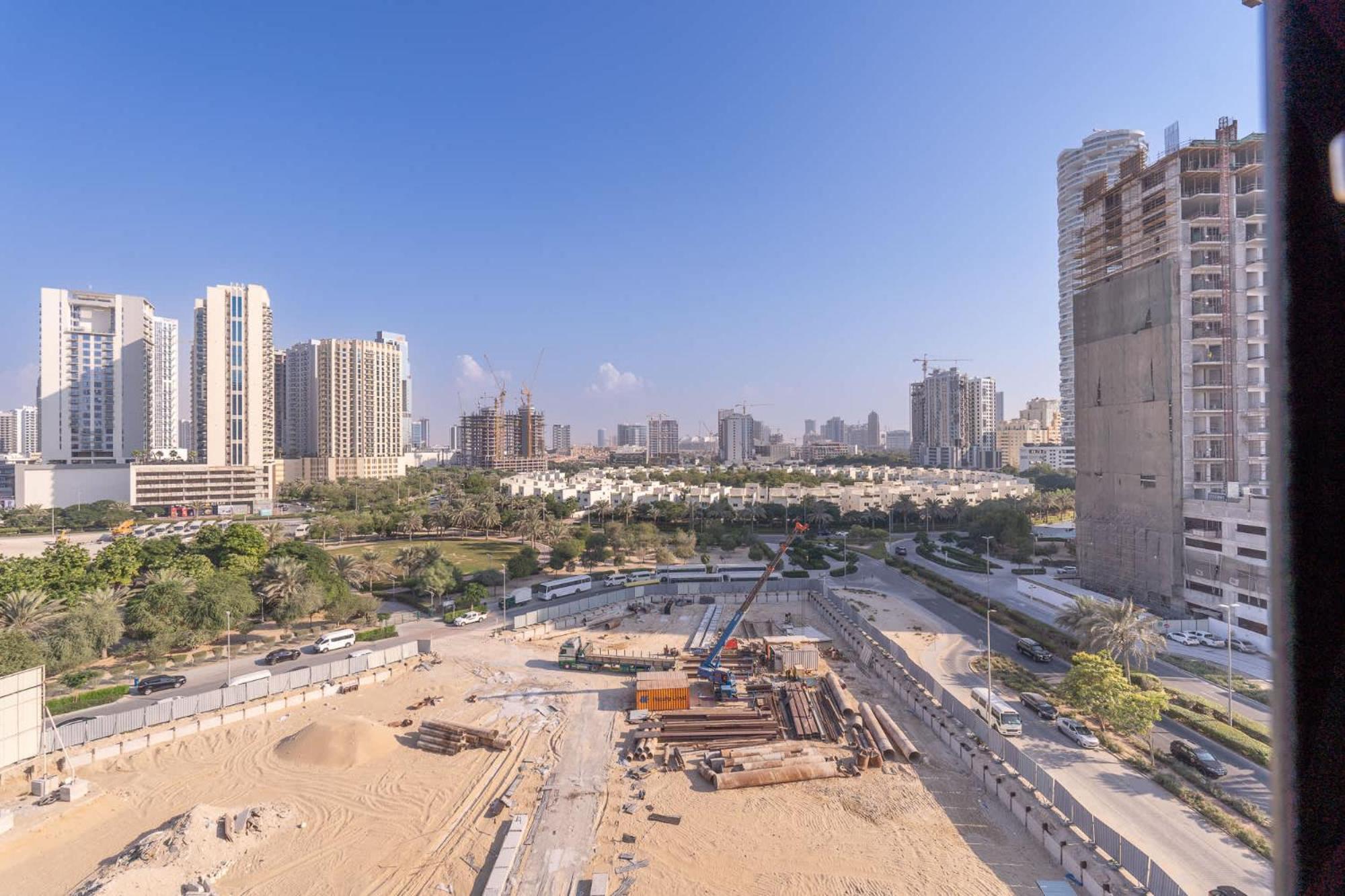 Flat In Rokane G25 Near Five, Jvc Perfect For 2 Dubaï