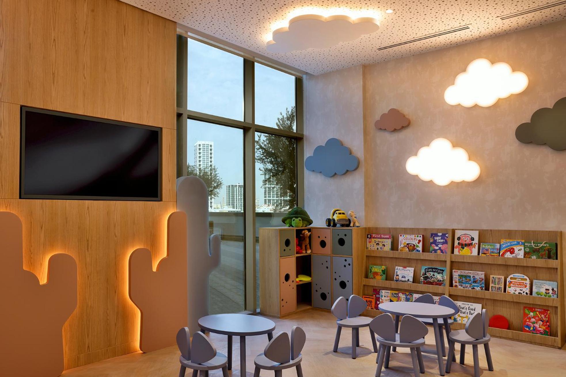 Local At Jumeirah Village Triangle By The First Collection Hotel Dubaï