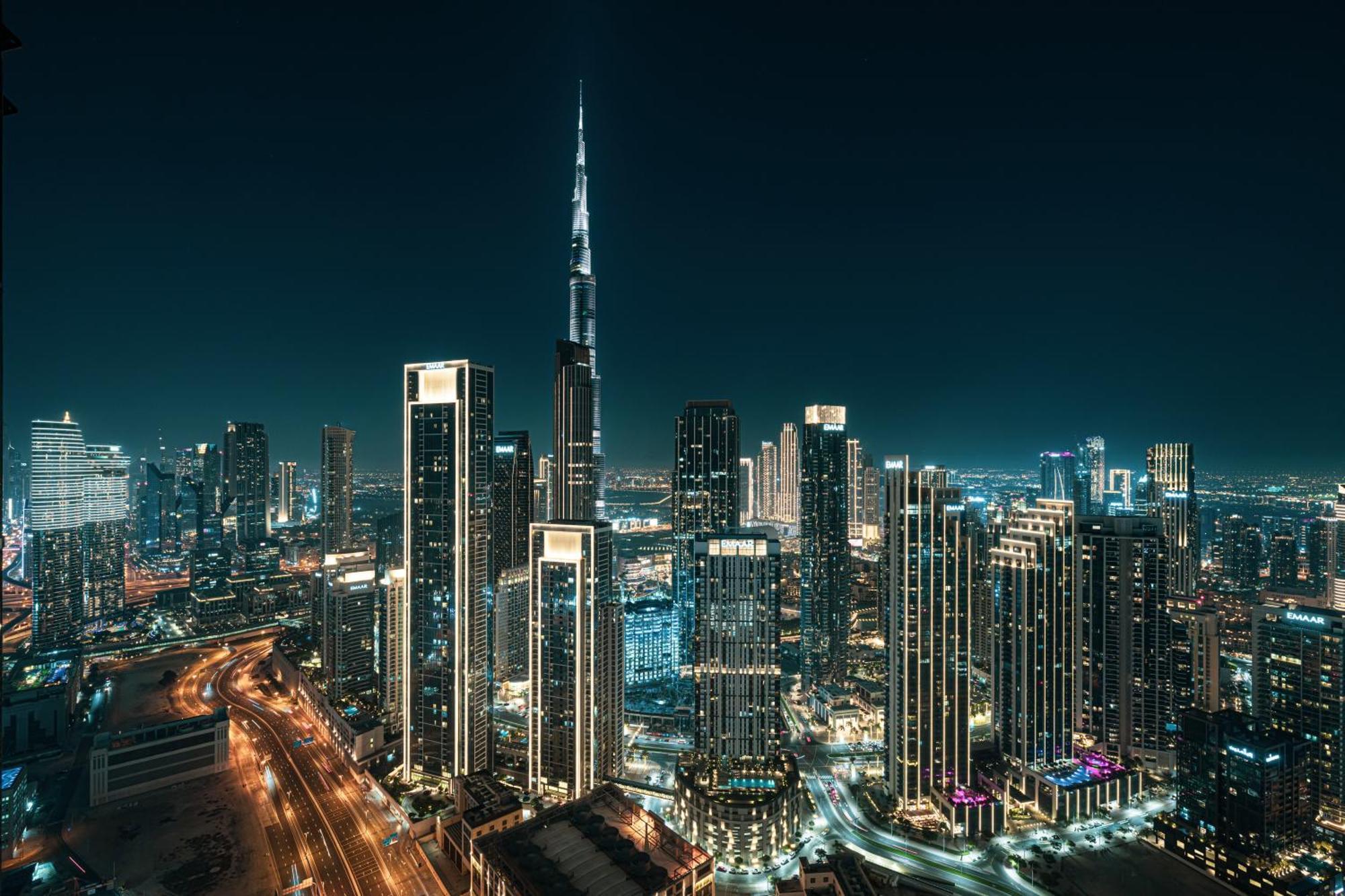 Sky Palace With Burj Views & Downtown's Rooftop Pool, 3br In Paramount Midtown Apartment *