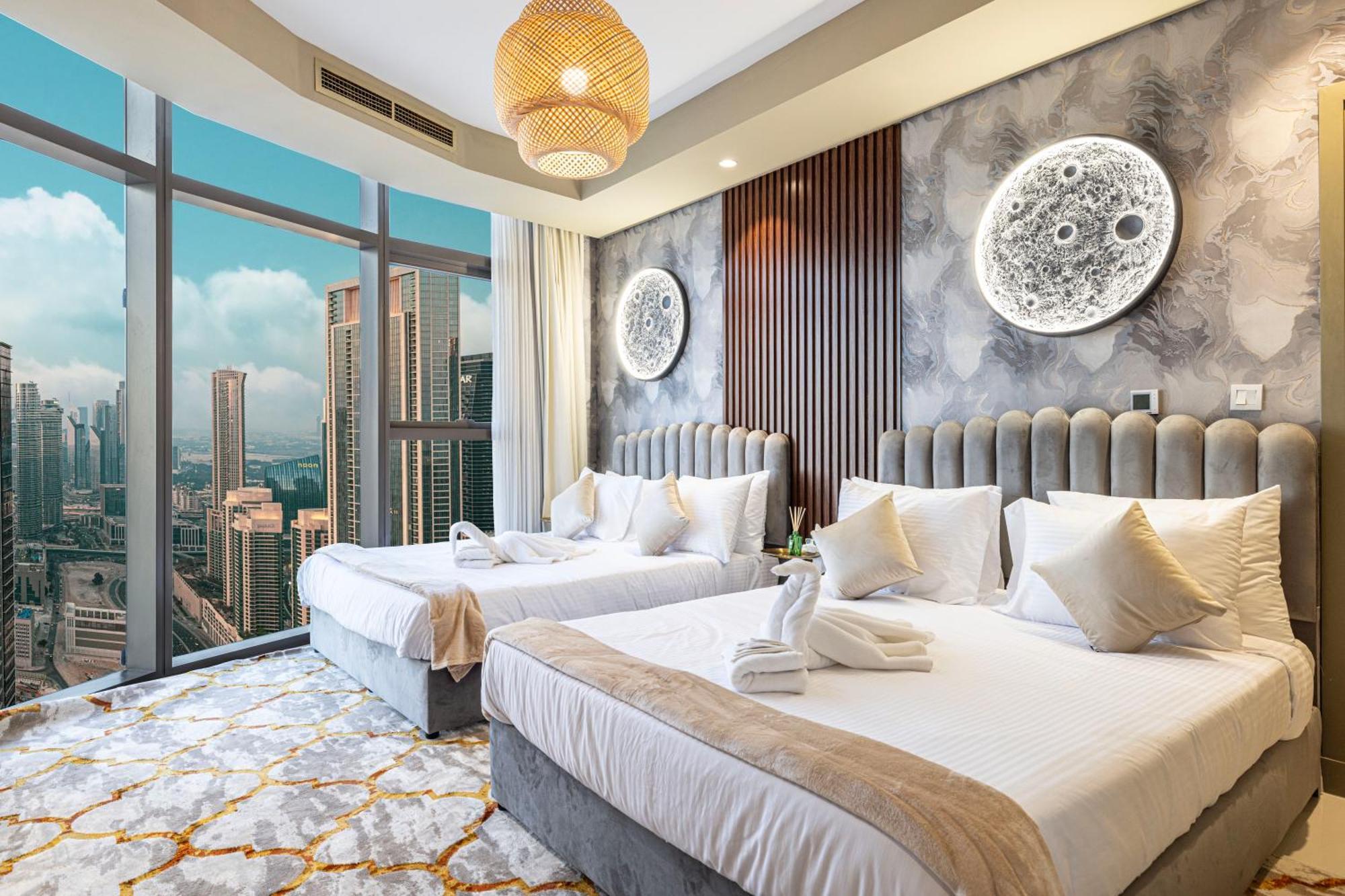 Sky Palace With Burj Views & Downtown's Rooftop Pool, 3br In Paramount Midtown * Dubaï