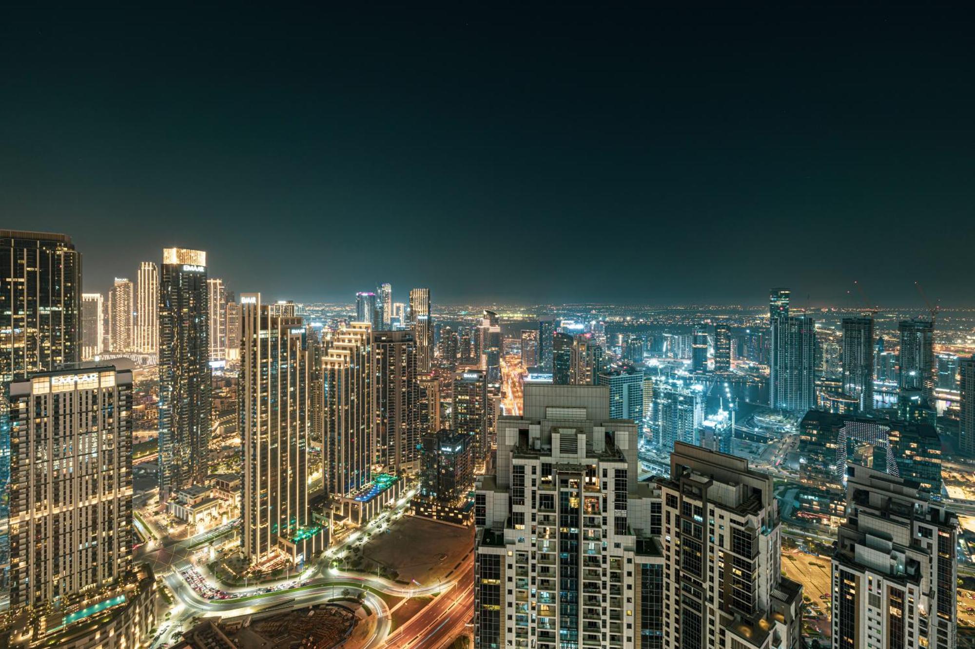 Appartement Sky Palace With Burj Views & Downtown's Rooftop Pool, 3br In Paramount Midtown Dubaï