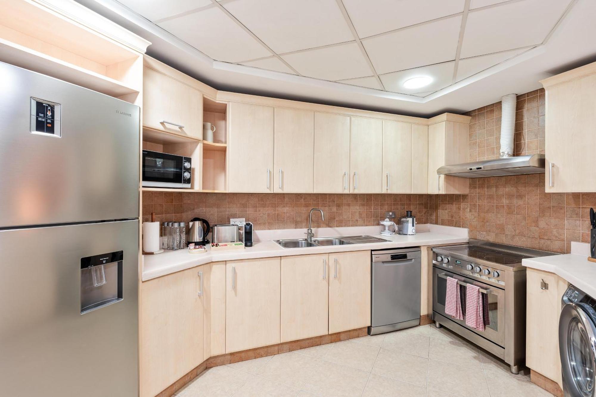 Shoreline Private 2 Bedroom With Panoramic Sea View And Pool Palm Jumeirah * Dubaï