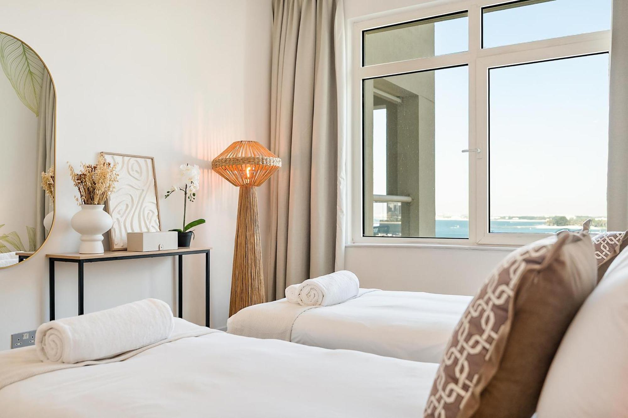 Shoreline Private 2 Bedroom With Panoramic Sea View And Pool Palm Jumeirah *