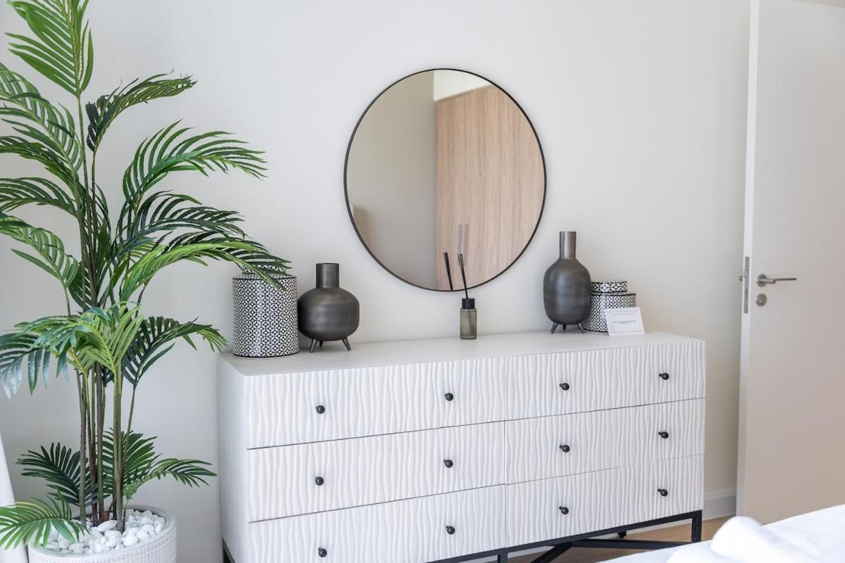 Chic 1-bed For 4 In Prime Hills Location Appartement *