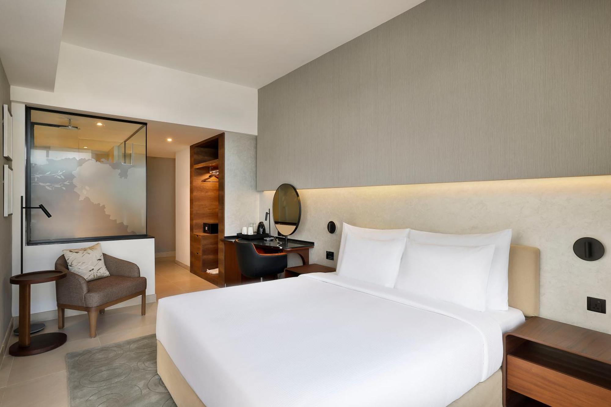 Local At Jumeirah Village Triangle By The First Collection 4* Dubaï