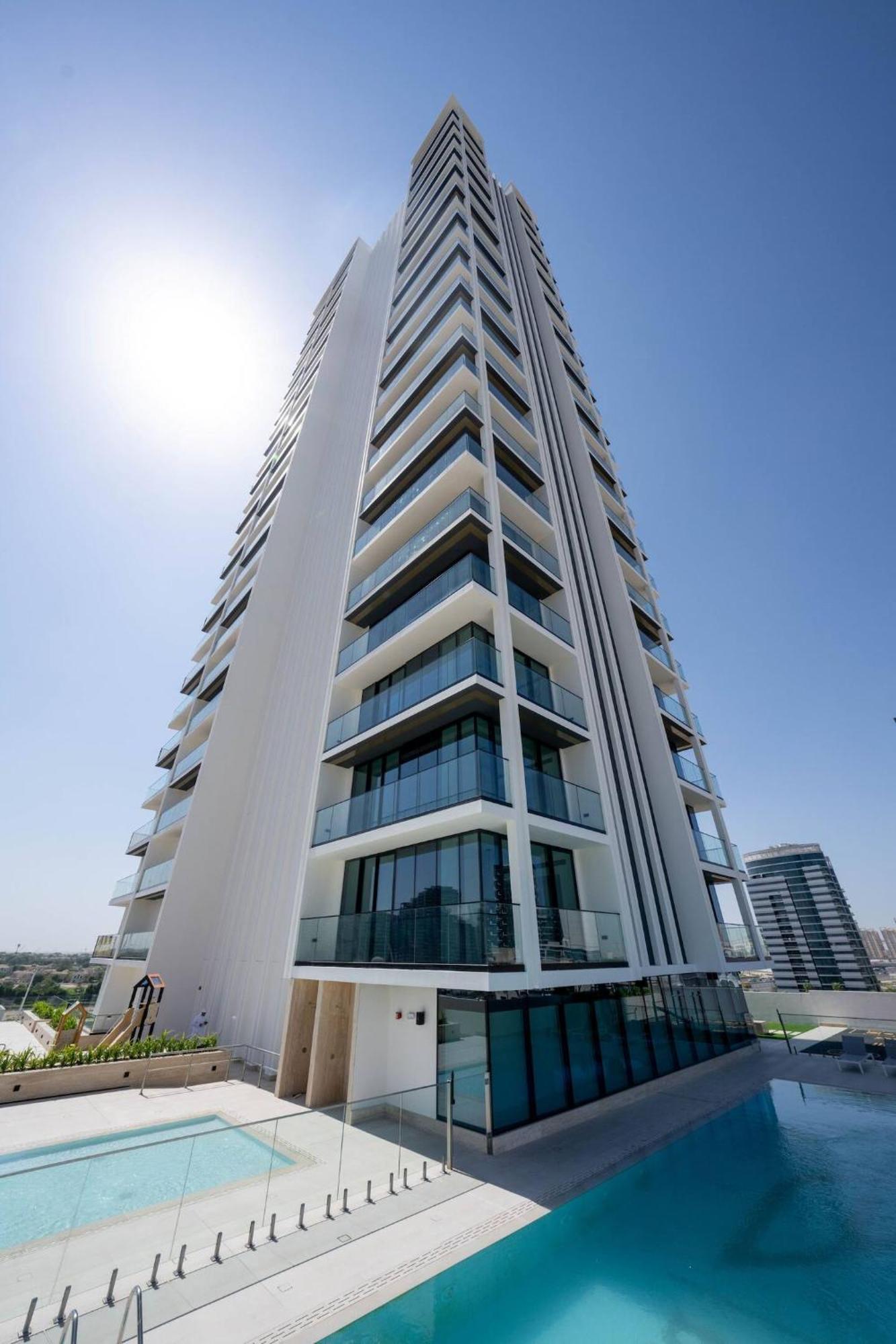 Appartement Upscale 1br In Jvc With Pool & Gym Access Dubaï