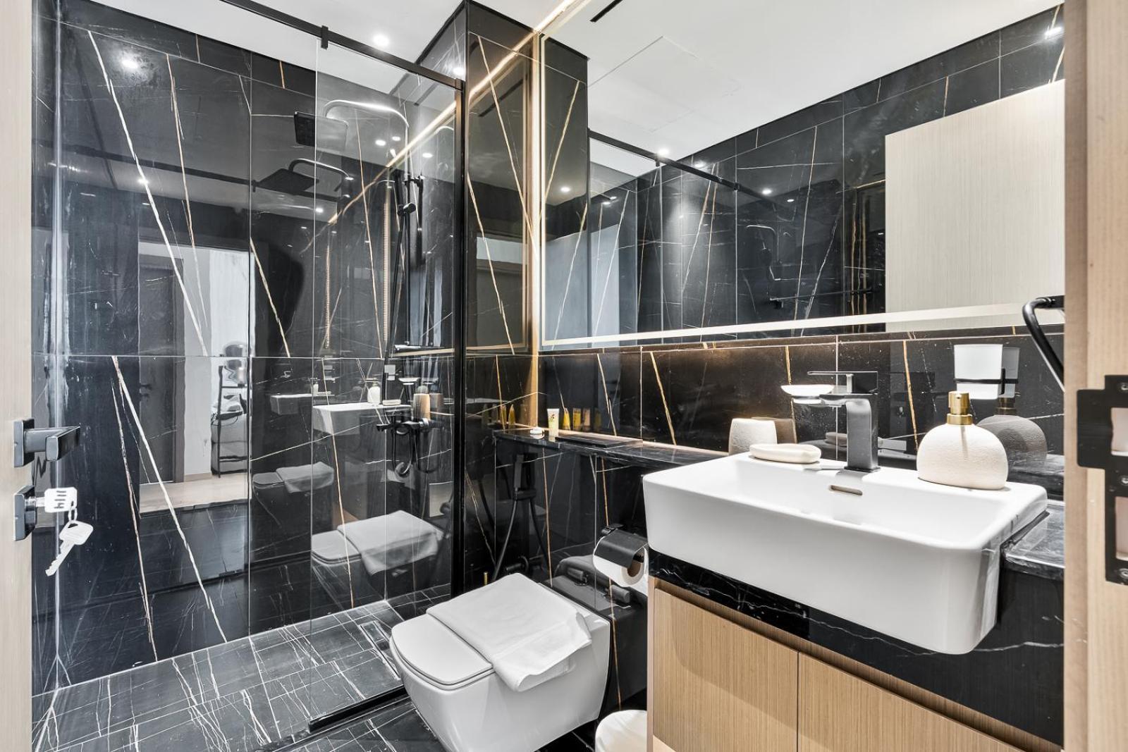 Luxury 3br With Pool And Gym Dubaï
