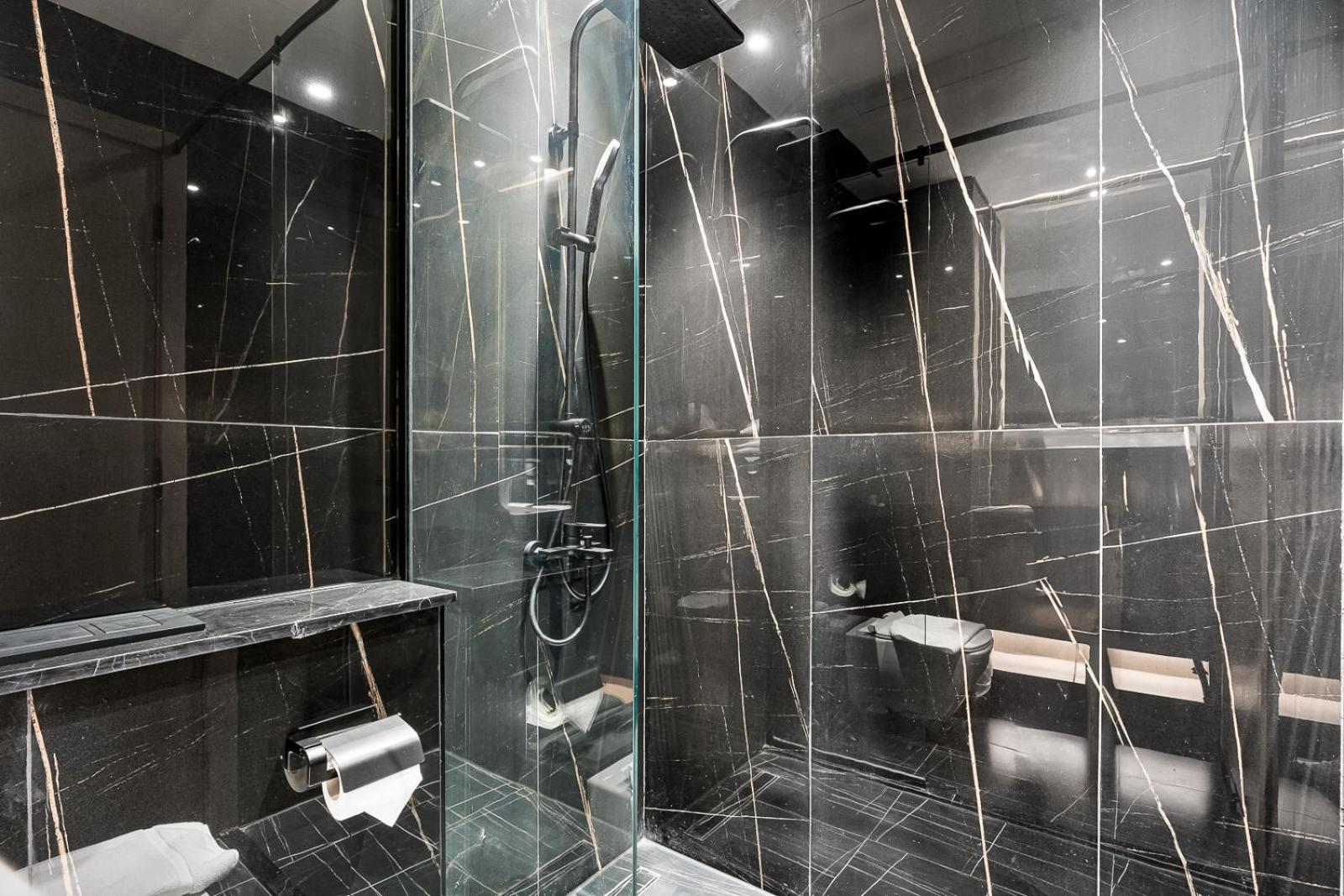 Luxury 3br With Pool And Gym Dubaï