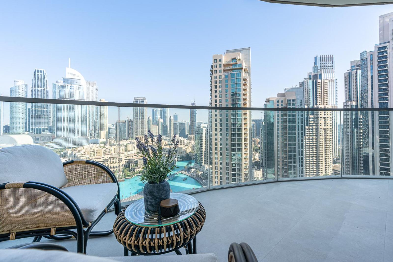 Luxury 3br With Pool And Gym * Dubaï