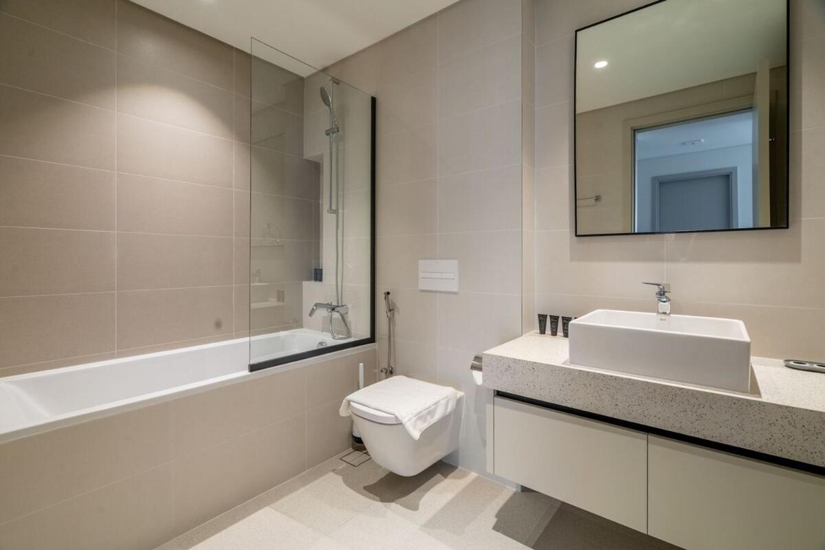 Luxury 3br Penthouse Retreat - Private & Marina Views Dubaï