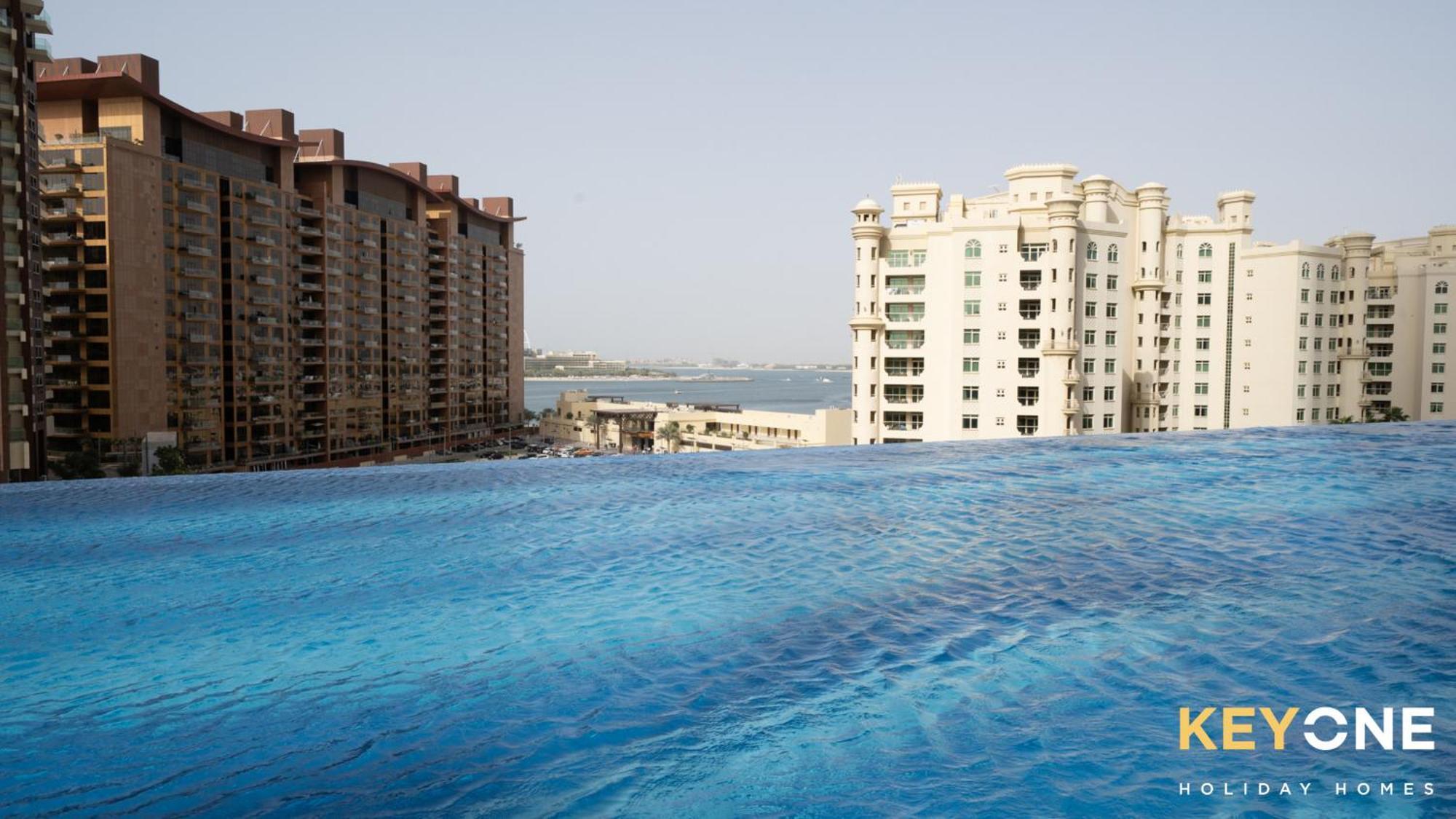 Iconic One Bedroom Panoramic Palm Views Appartement