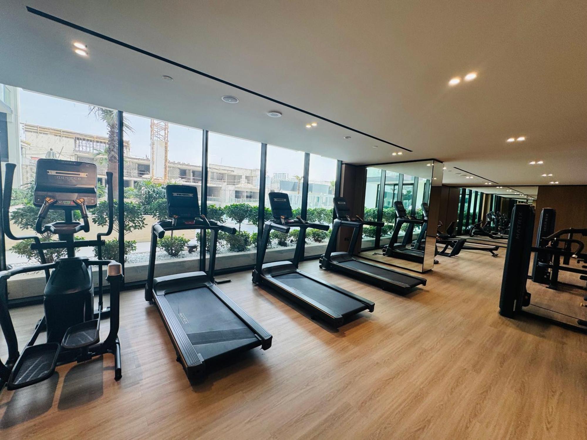 Your Own Pool Spacious 2bdr Jvc Dubaï