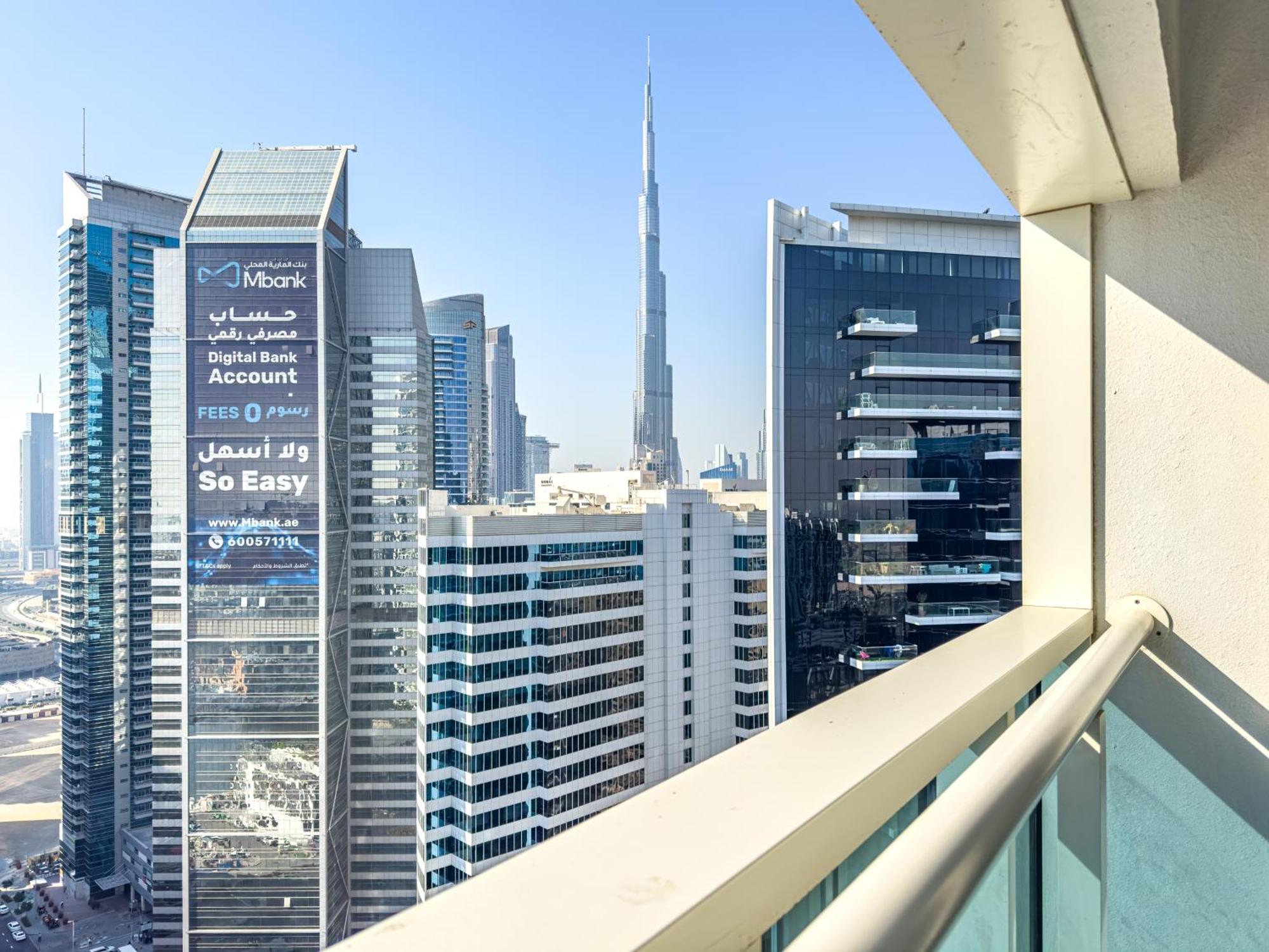Deluxe One-bedroom In Business Bay With Burj Khalifa And Canal View Appartement *