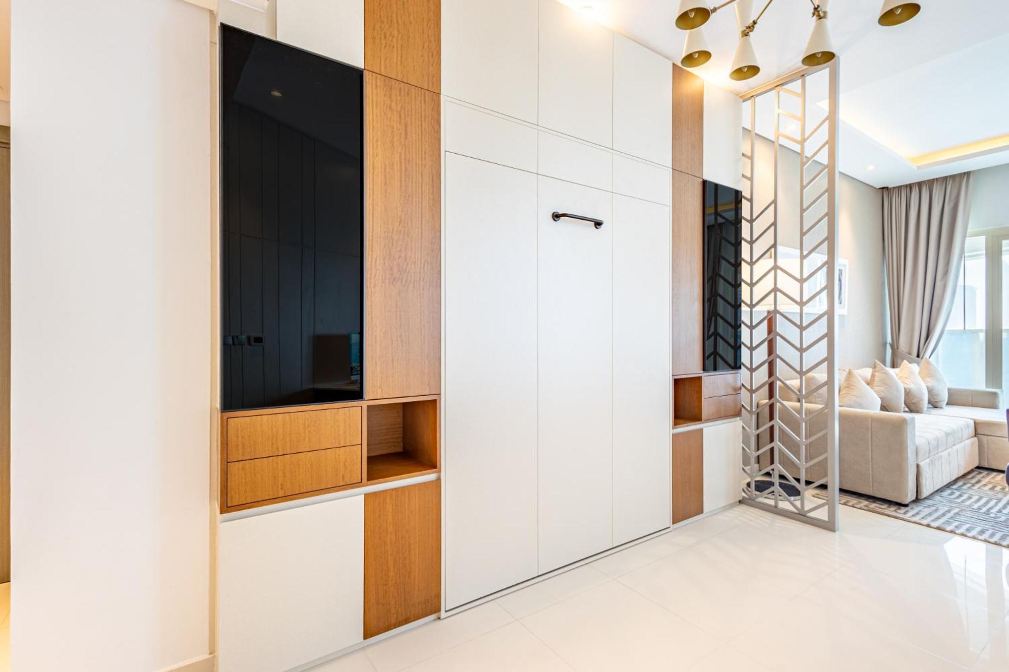 Appartement Deluxe One-bedroom In Business Bay With Burj Khalifa And Canal View Dubaï