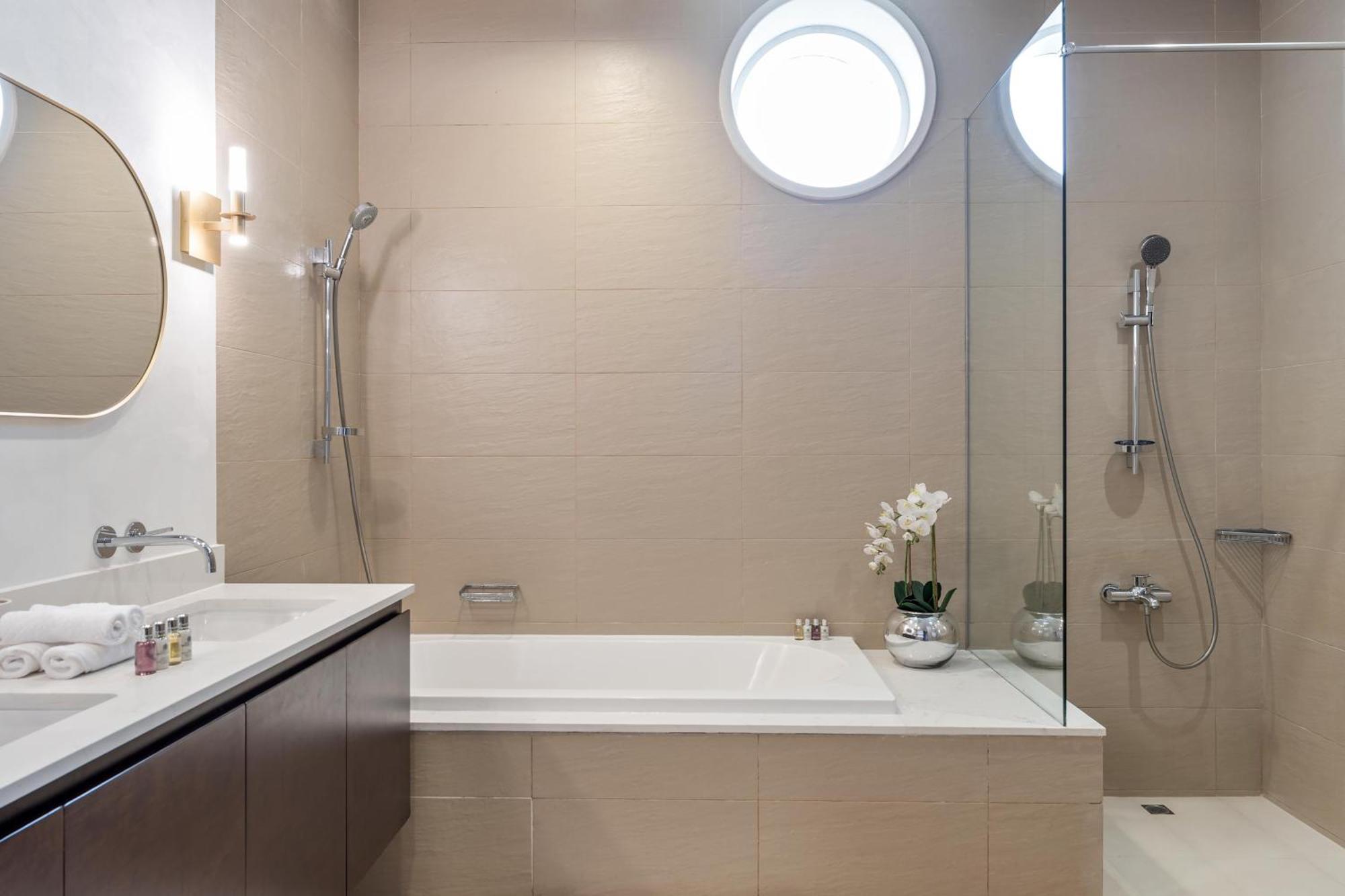 Tiara Residence Deluxe 3 Bedroom Apartment With Private Beach, Burj & Atlantis Sea View Appartement