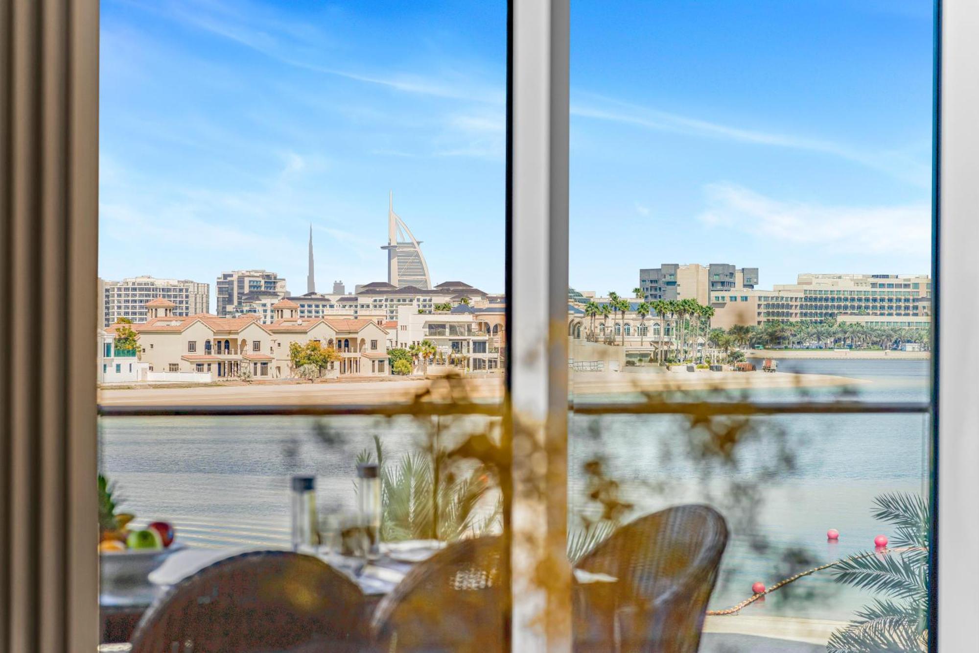 Tiara Residence Deluxe 3 Bedroom Apartment With Private Beach, Burj & Atlantis Sea View Appartement Dubaï