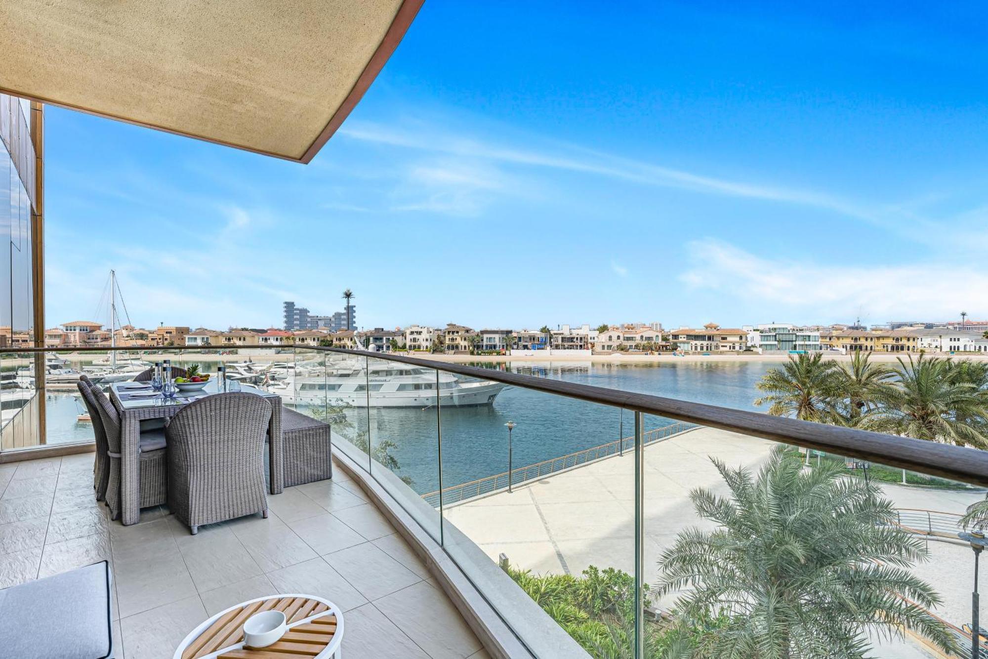 Appartement Tiara Residence Deluxe 3 Bedroom Apartment With Private Beach, Burj & Atlantis Sea View Dubaï