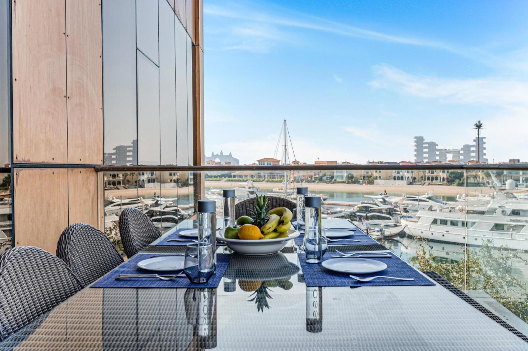 Tiara Residence Deluxe 3 Bedroom Apartment With Private Beach, Burj & Atlantis Sea View *