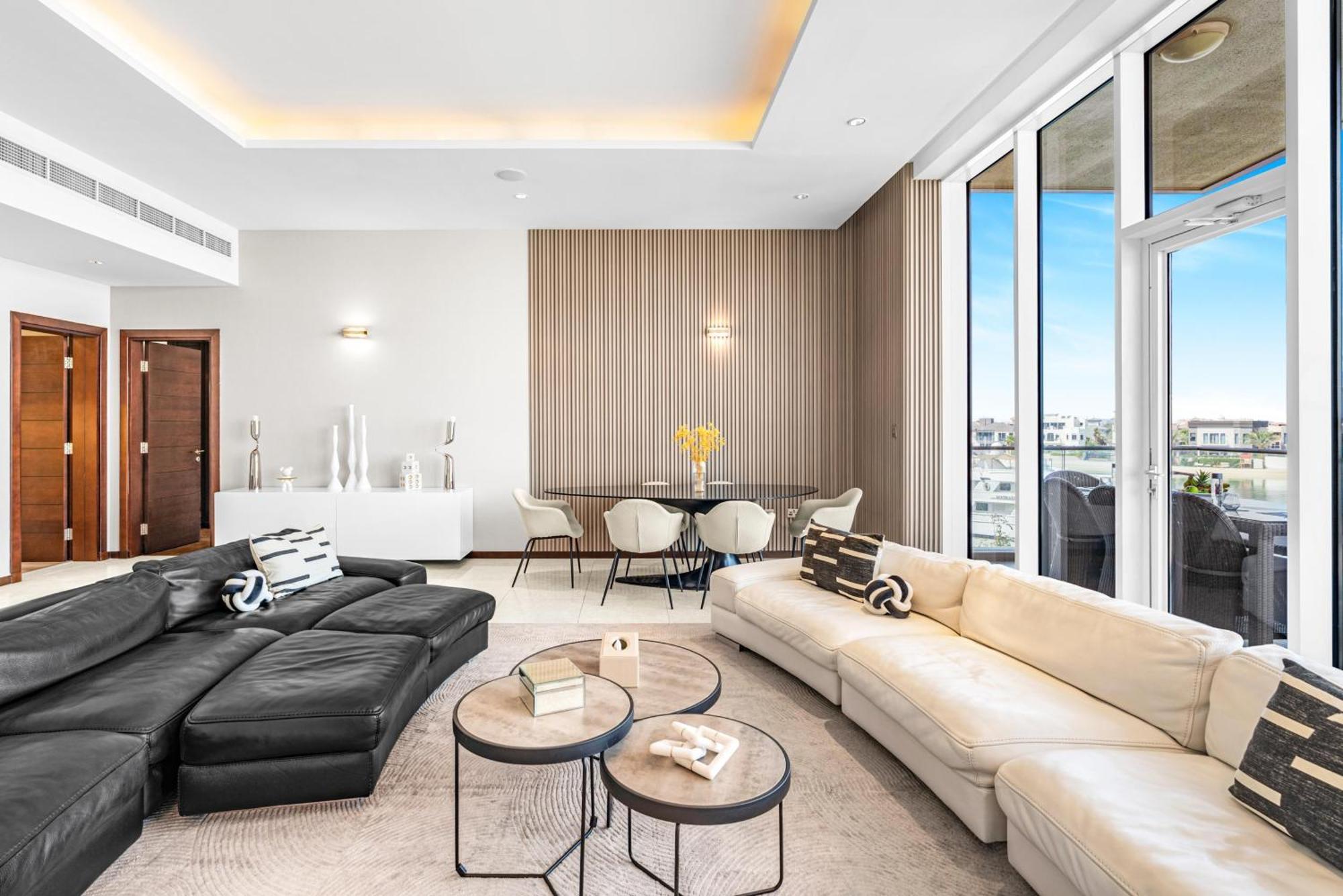 Tiara Residence Deluxe 3 Bedroom Apartment With Private Beach, Burj & Atlantis Sea View Dubaï
